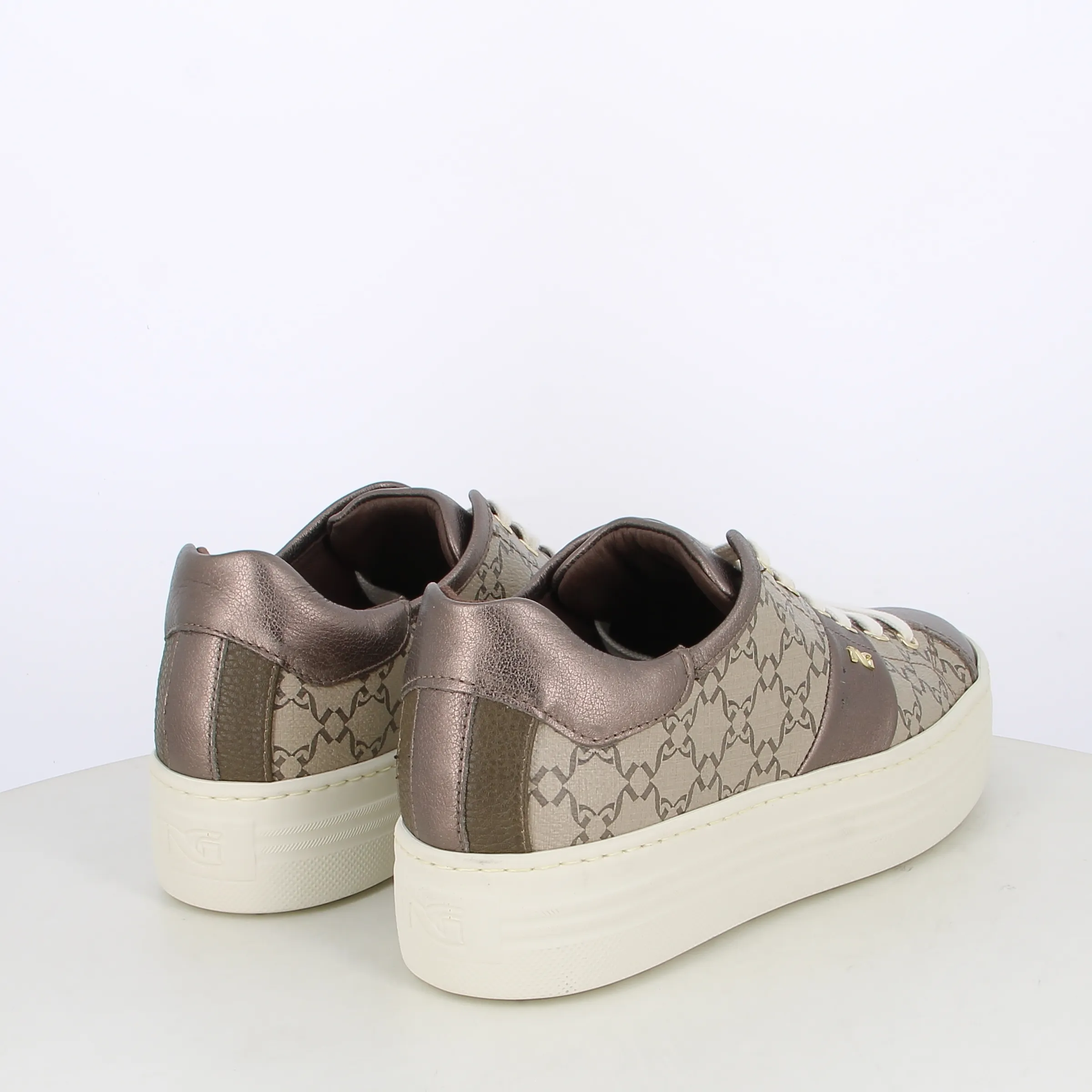 -----NeroGiardini -----Sneakers da donna I411614D ----