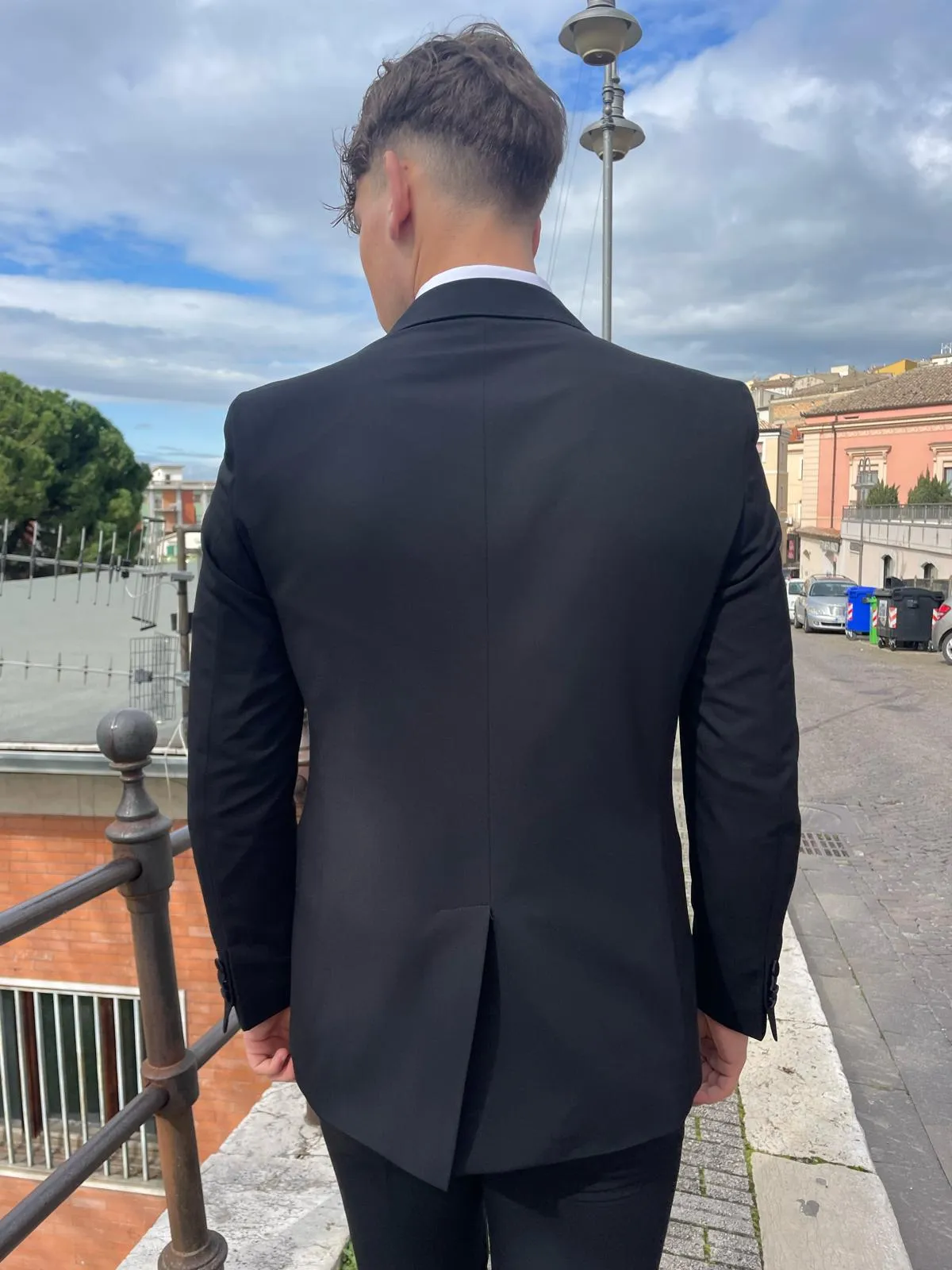 Abito 2 pezzi completo revers di raso tessuto elasticizzato mod. Hamsik  S17 Milano