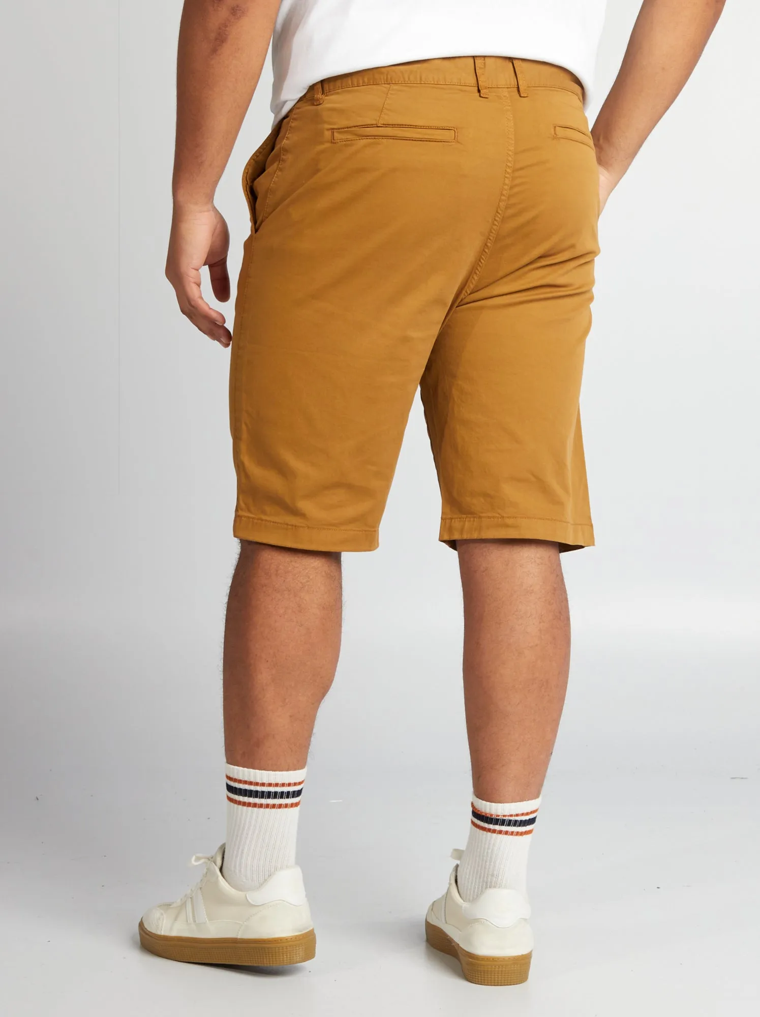 Bermuda chino - KAKI