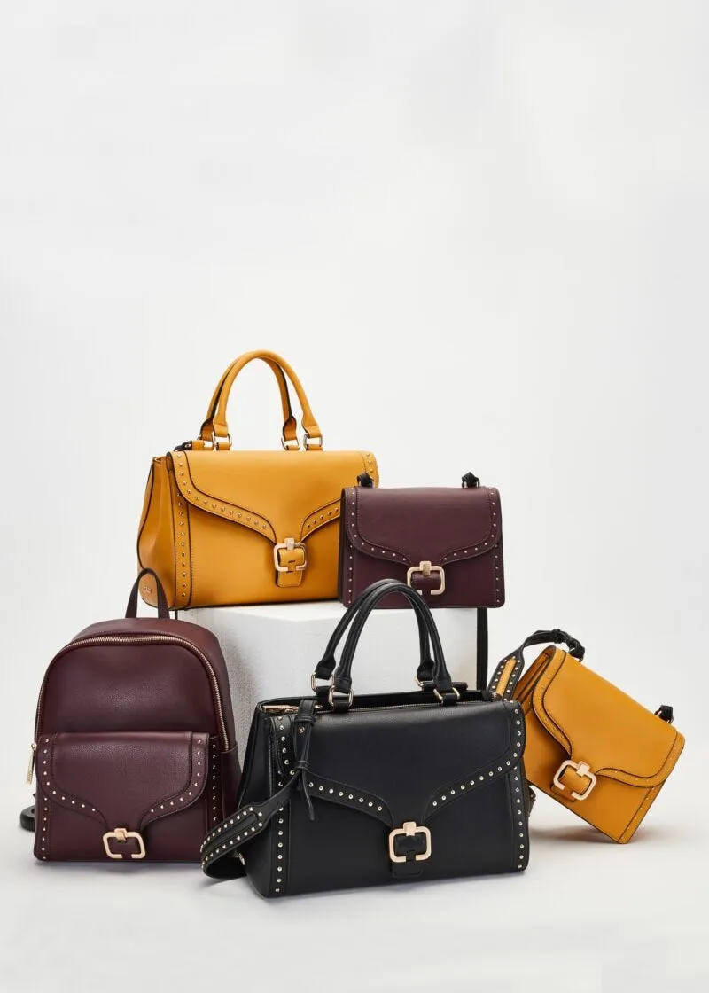 Borsa a mano con borchie