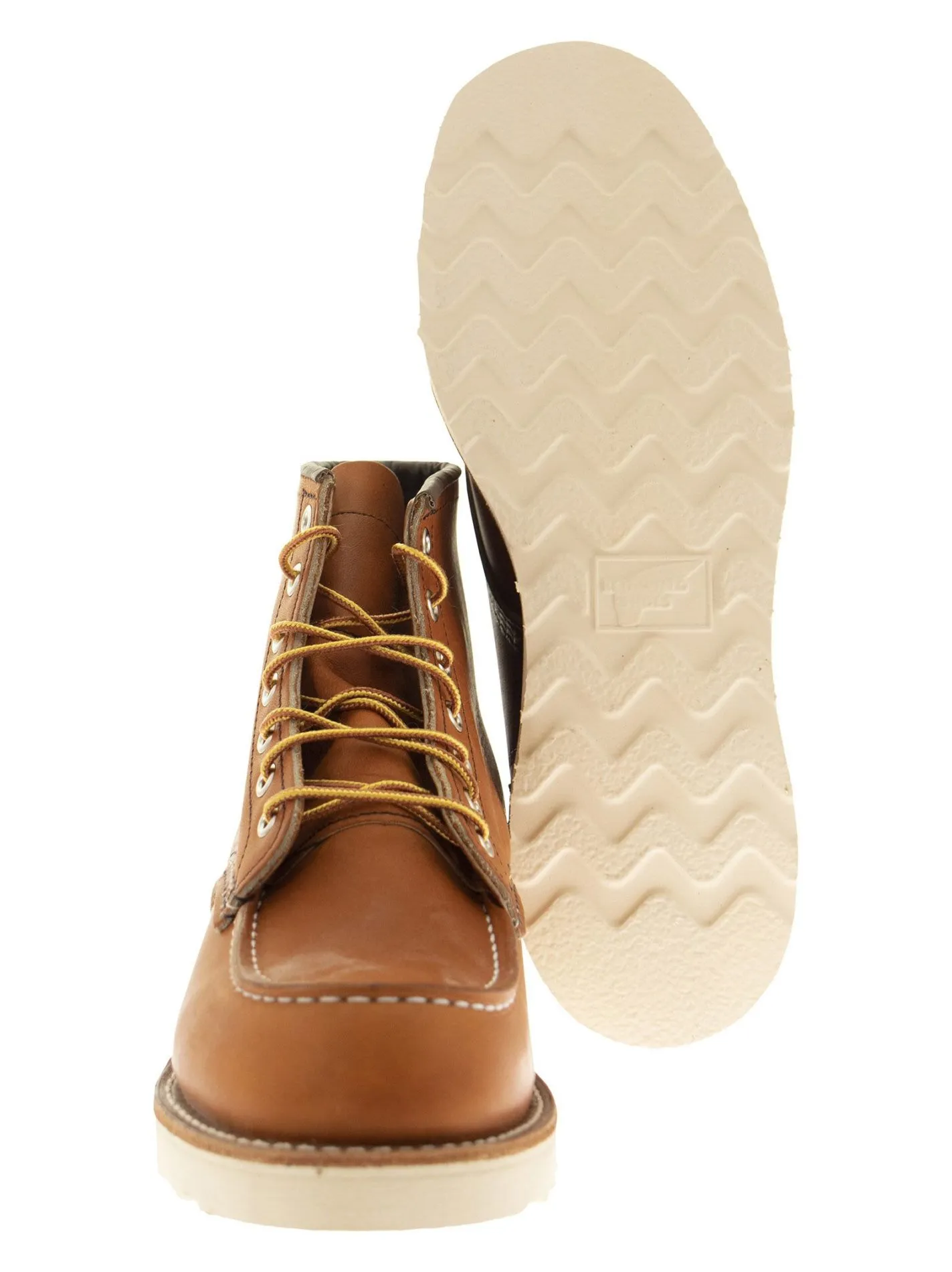 CLASSIC MOC 875 – Lace-up boot