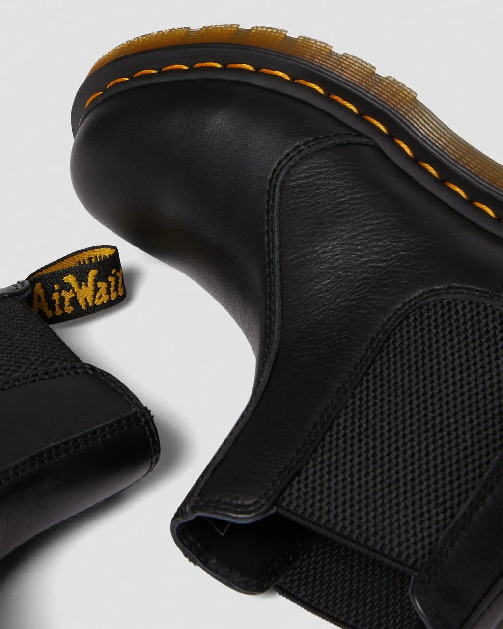 DR. MARTENS CHELSEA 2976 VIRGINIA