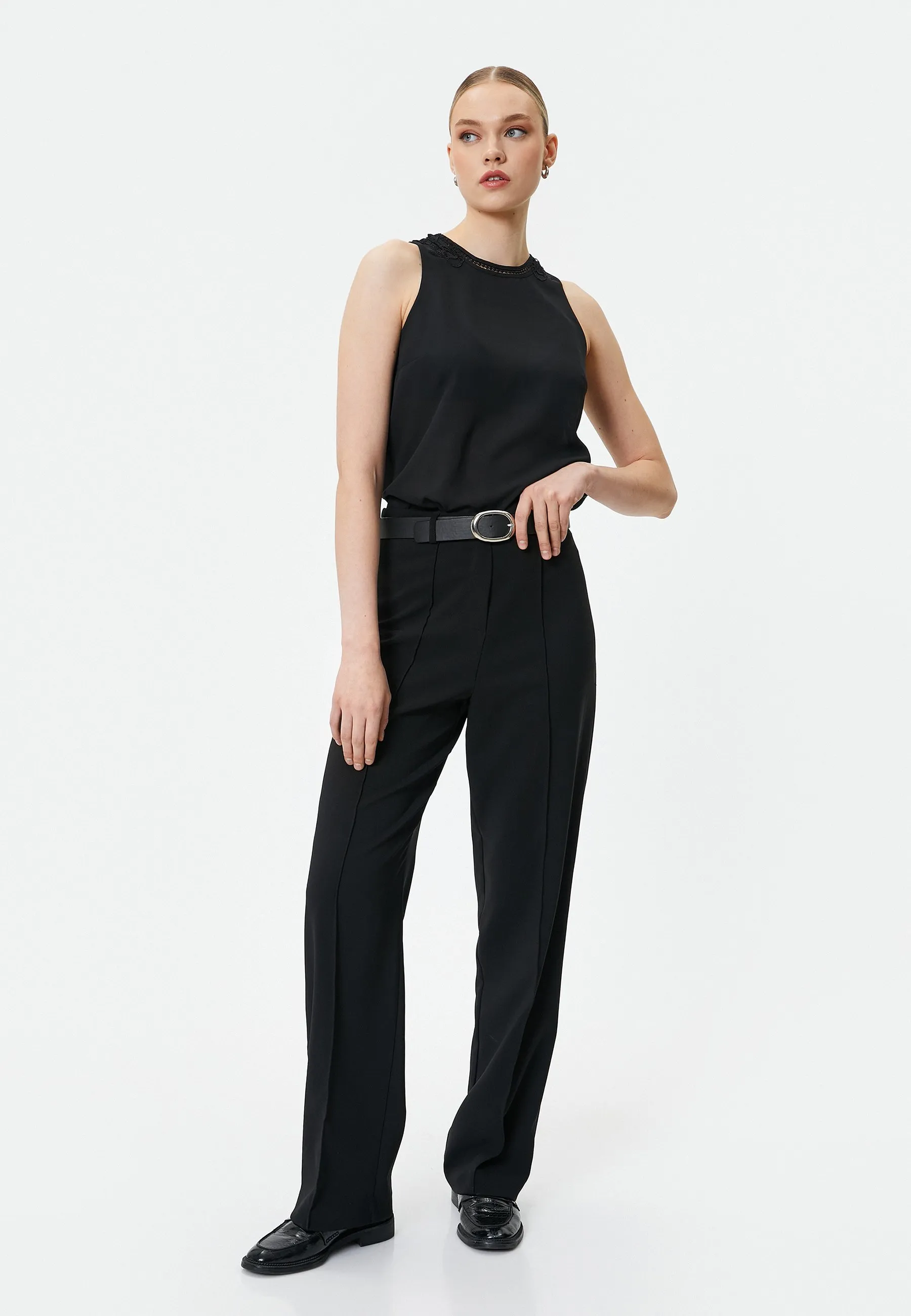 EMBROIDERED HALTER NECK - Camicetta