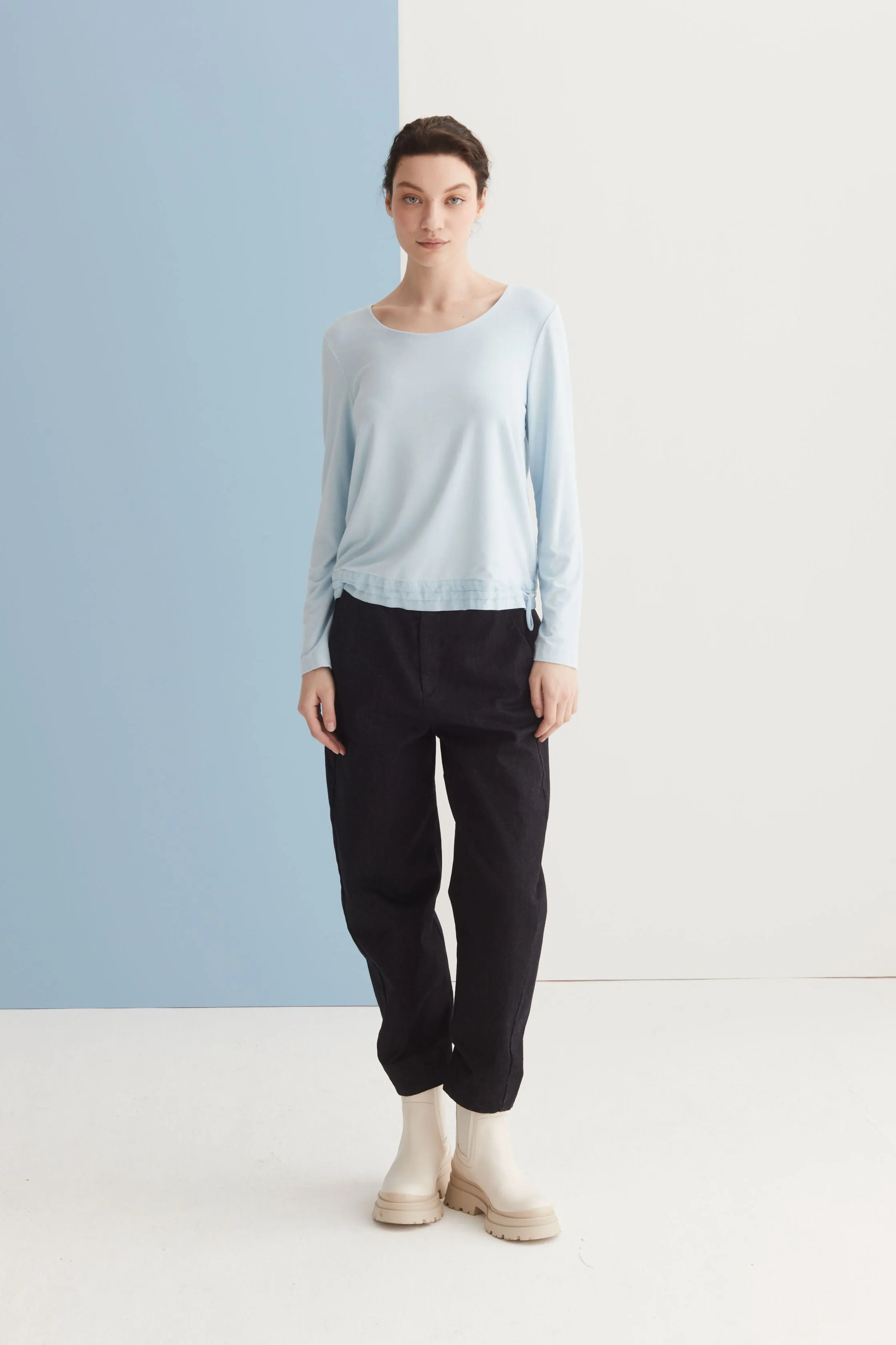 European Culture  ---------    ------------Pantalone Denim Baggy 05EU 4101