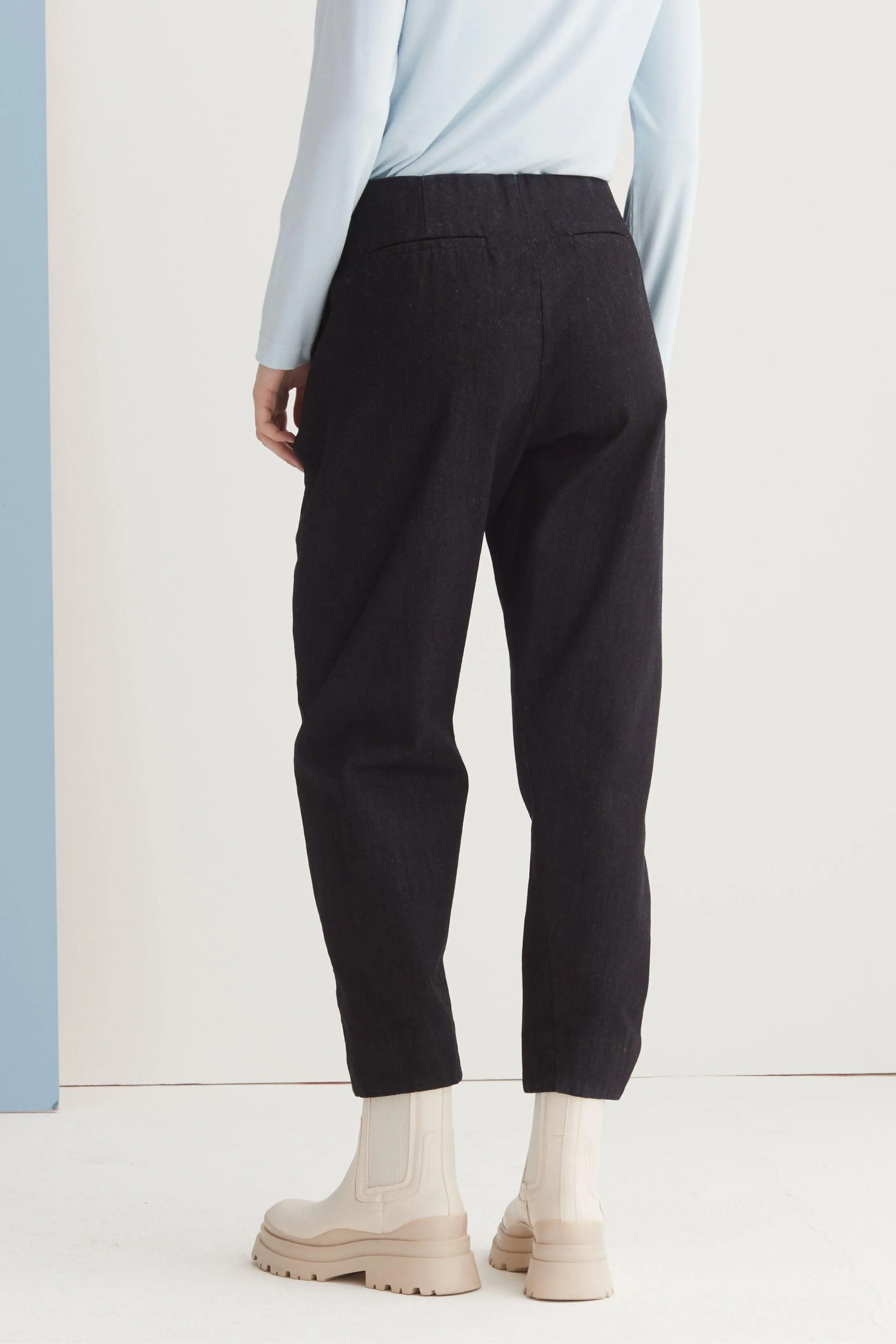European Culture  ---------    ------------Pantalone Denim Baggy 05EU 4101