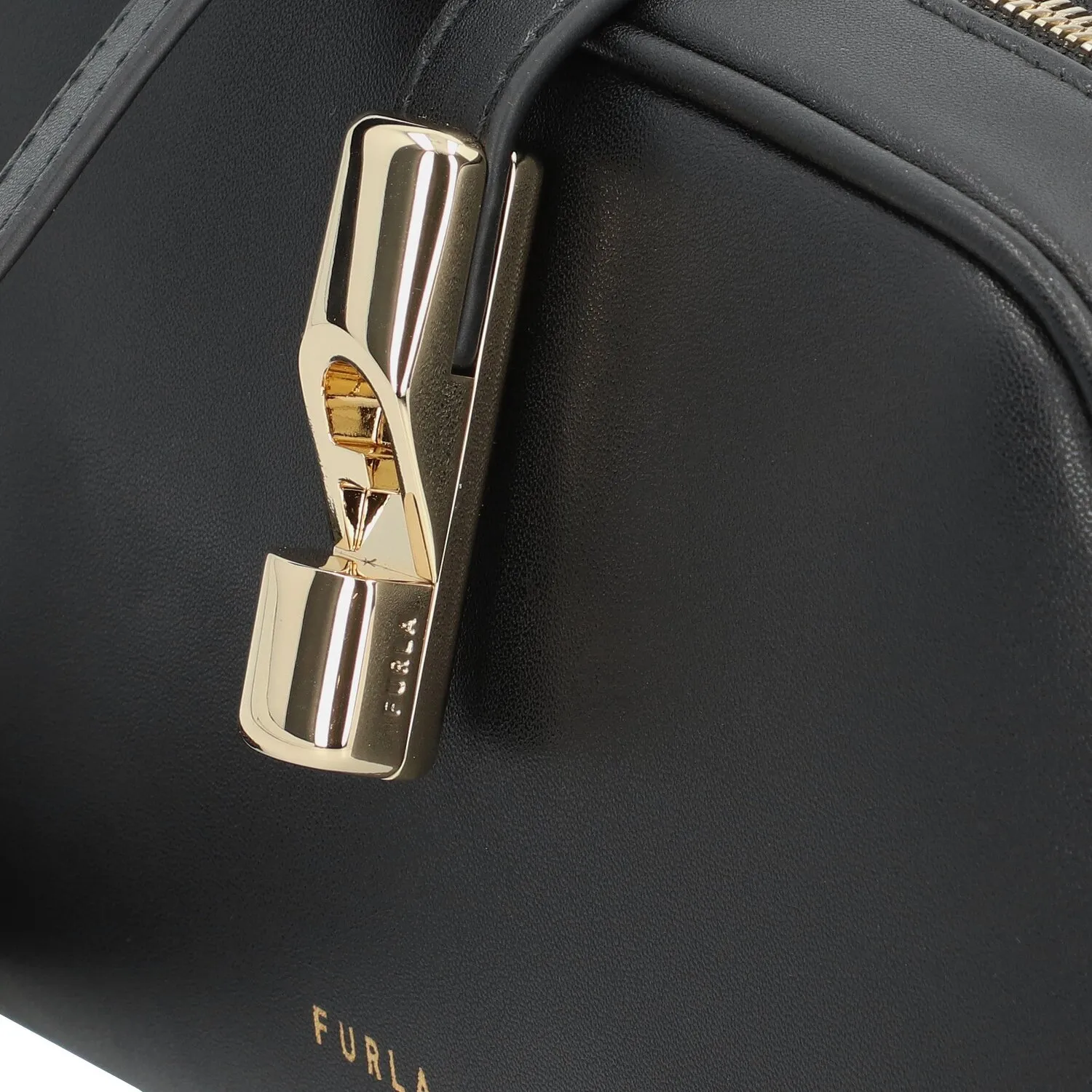 Furla Goccia Borsa a tracolla Pelle 23.5 cm