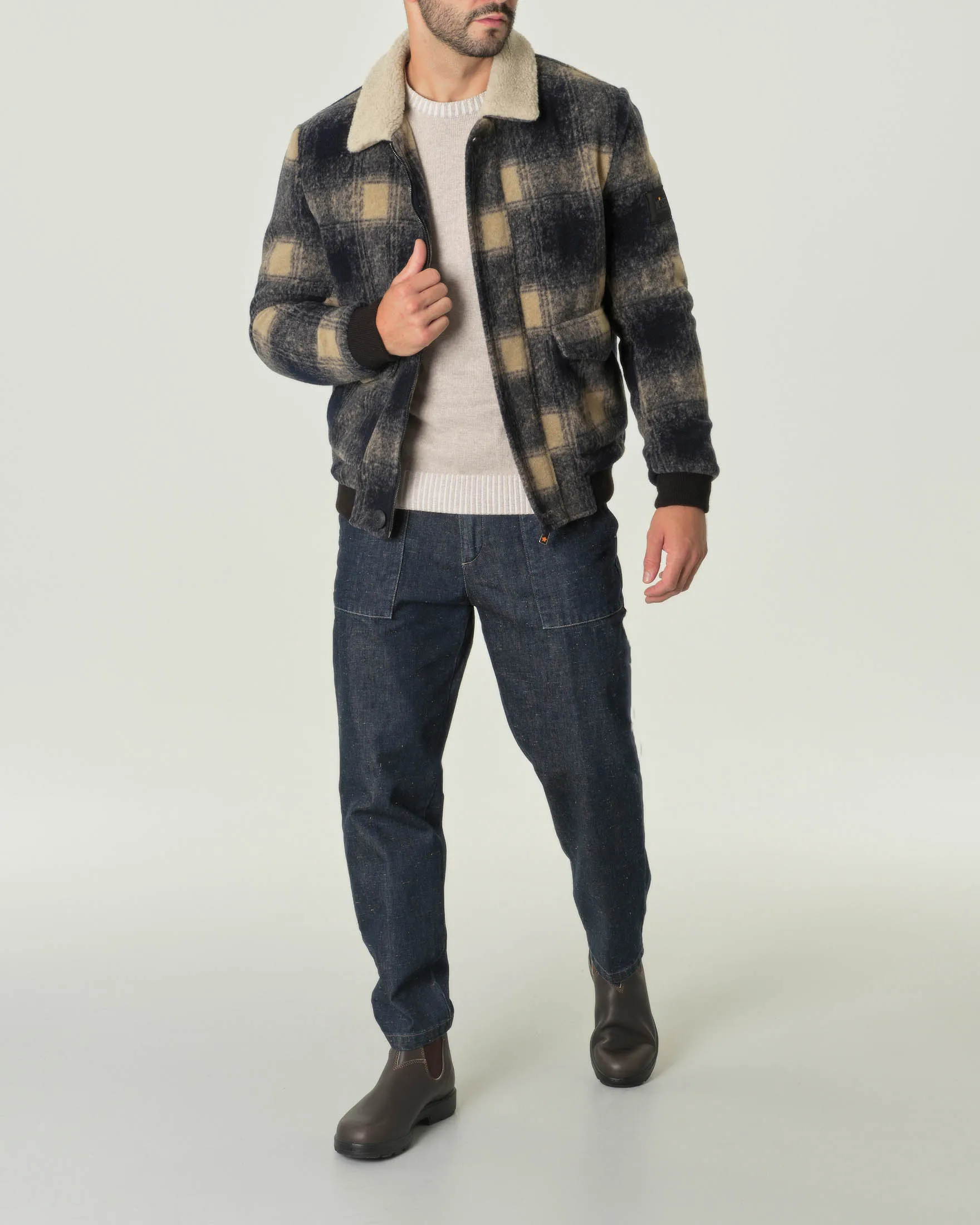 Giacca stile aviatore in tessuto check blu e beige con colletto in orsetto