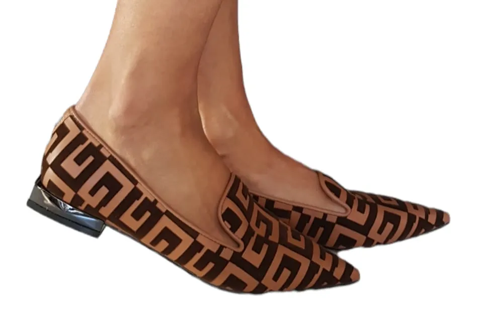 Guess Mocassino Camoscio Brown logo pelle  tacco 9 cm plateau interno 1 cm rif. G657