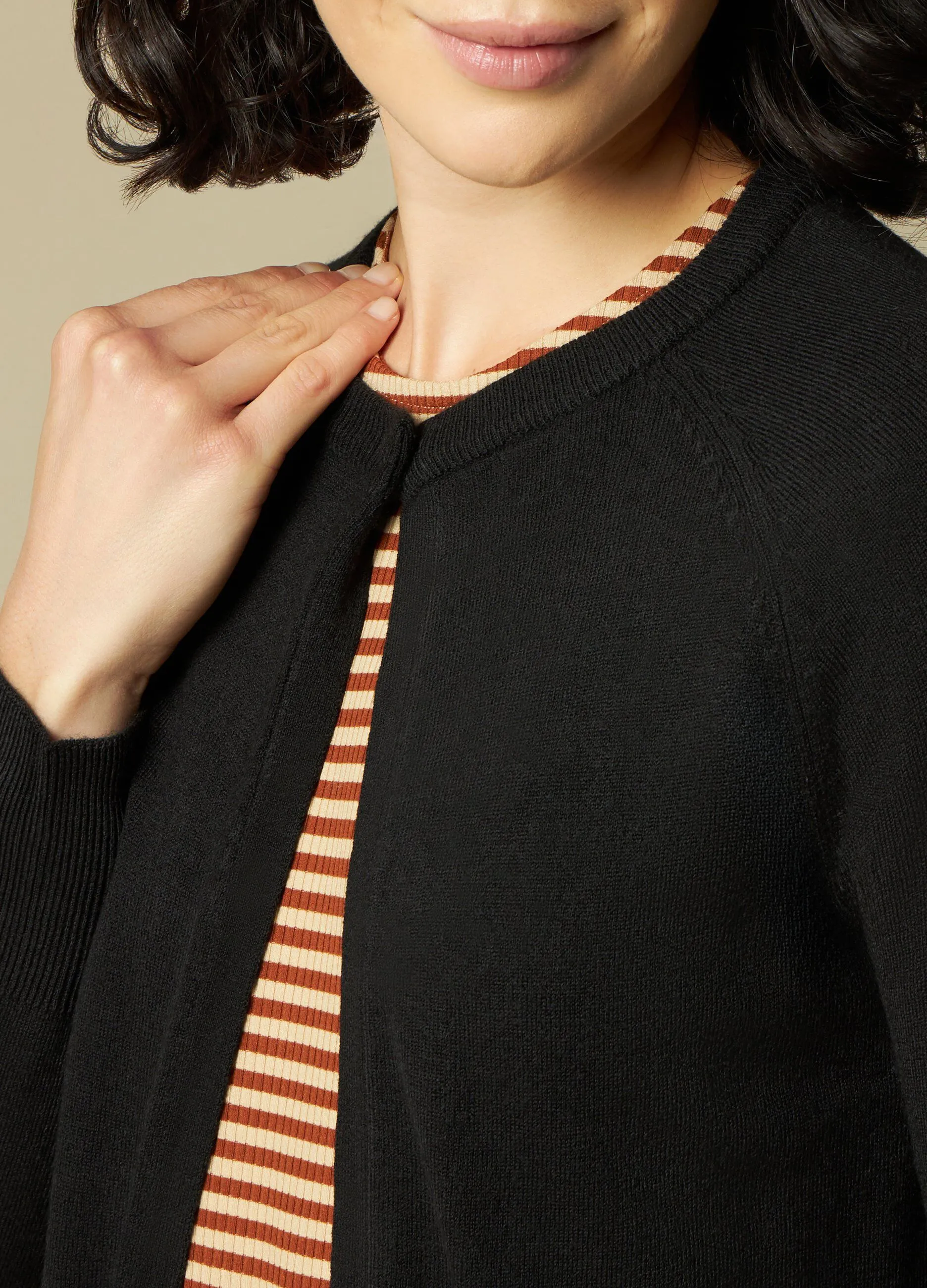 IWIE  Cardigan tricot mono bottone donna