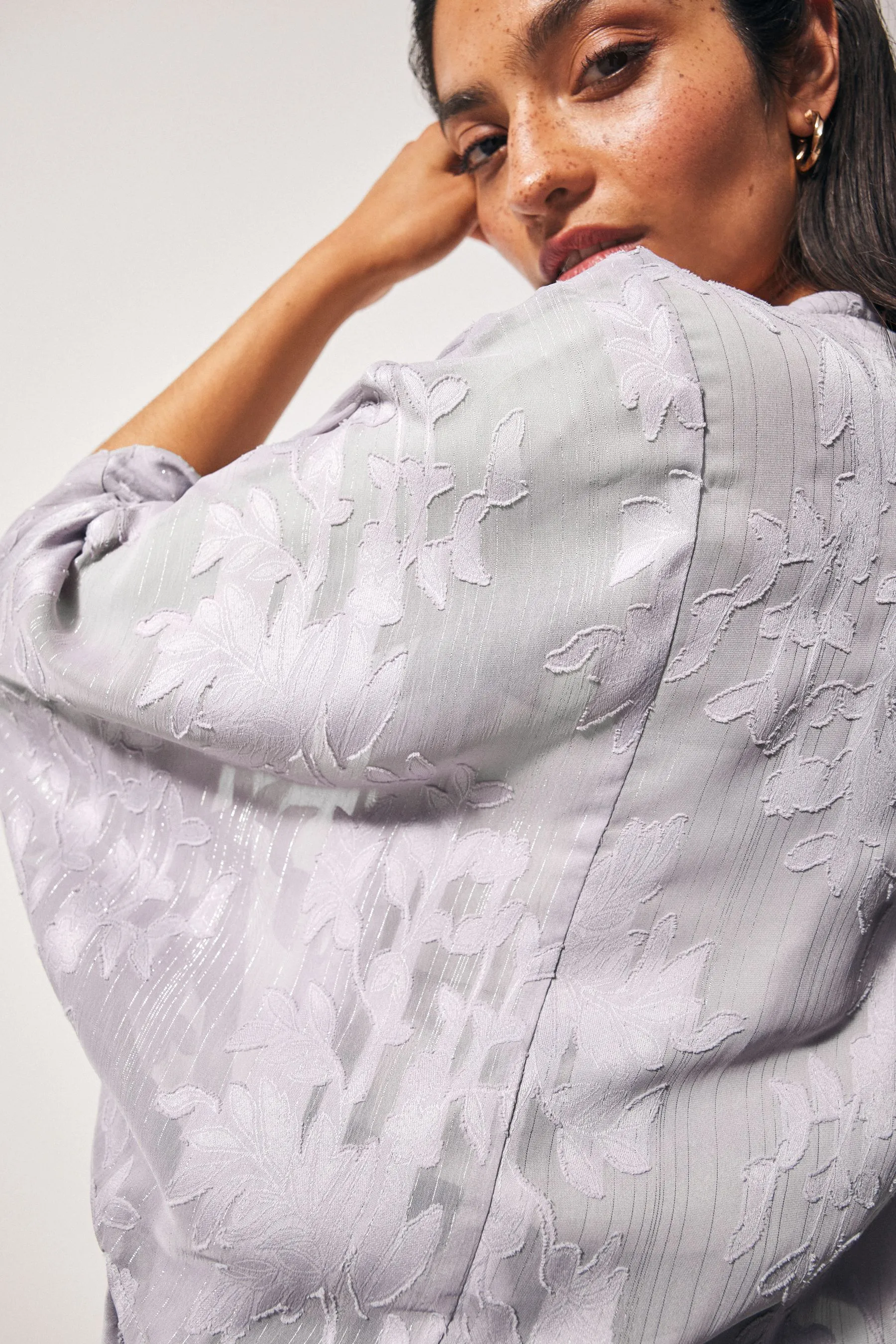 Kimono ricamato trasparente