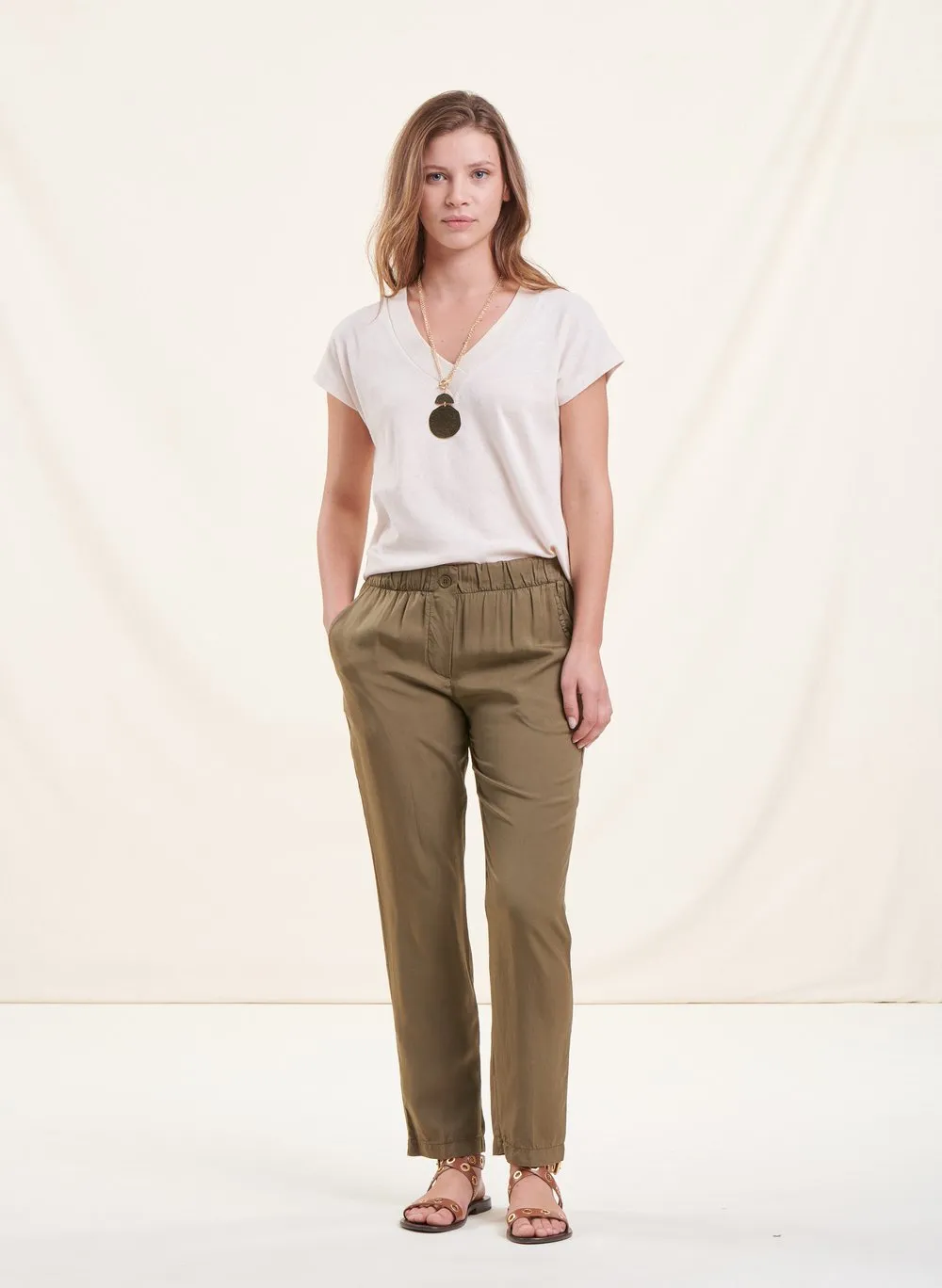 LA FEE MARABOUTEE   Pantaloni dritti 7/8 | Verde