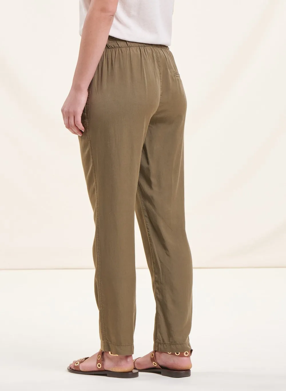  LA FEE MARABOUTEE   Pantaloni dritti 7/8 | Verde