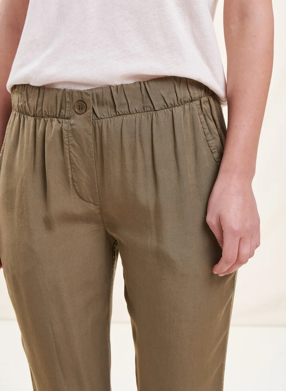  LA FEE MARABOUTEE   Pantaloni dritti 7/8 | Verde