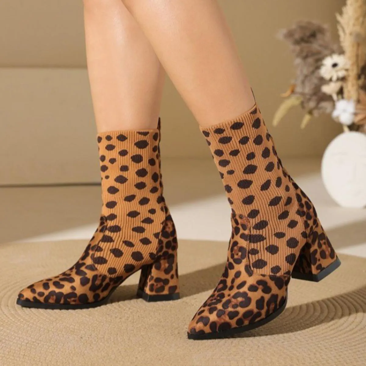 Leopard Knitting Chelsea Boots Scarpe con tacco alto Donna 2023 Inverno New Chunky Goth Calzino Stivaletti con punta a punta Déc