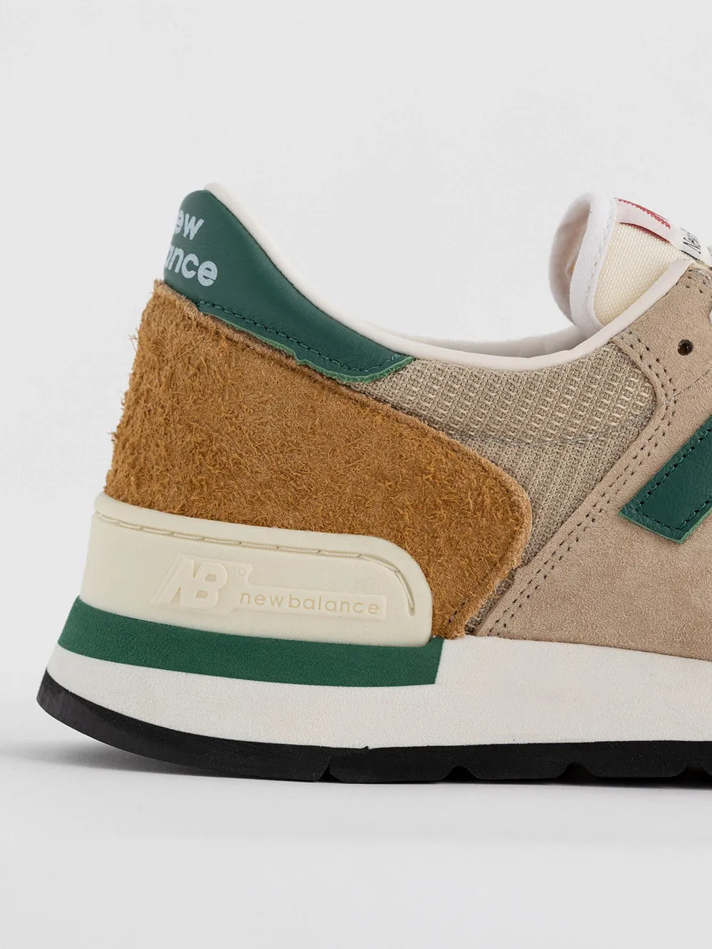 M990 TG1 Made in USA Sneakers