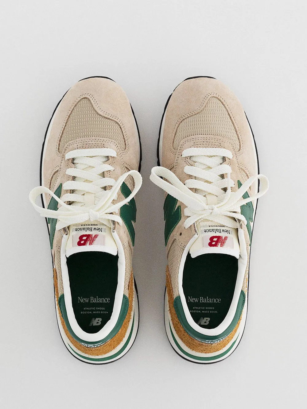 M990 TG1 Made in USA Sneakers