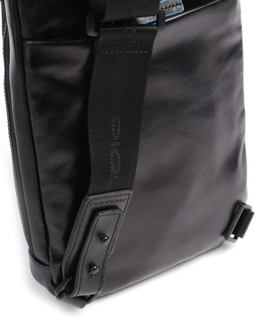 MONOSPALLA PIQUADRO BLUE SQUARE IN PELLE RFID CA5577B2V/N NERO