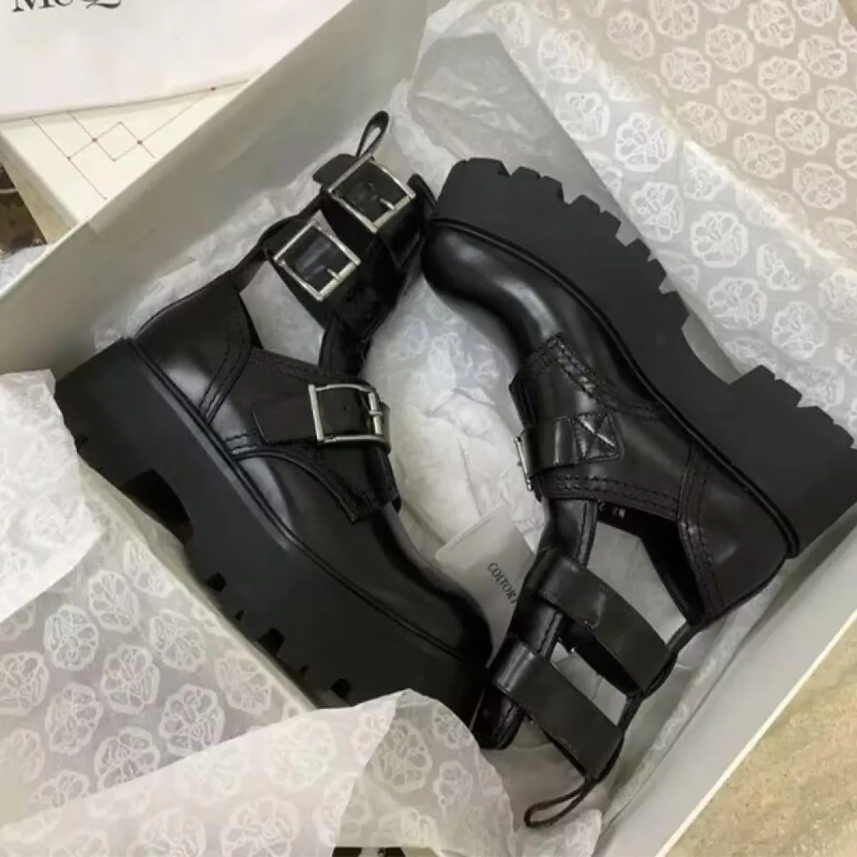 New Trend Summer Platform Donna Stivaletti Chelsea alla caviglia Tacco medio Scarpe alla moda 2023 Goth Stivali da moto casual D