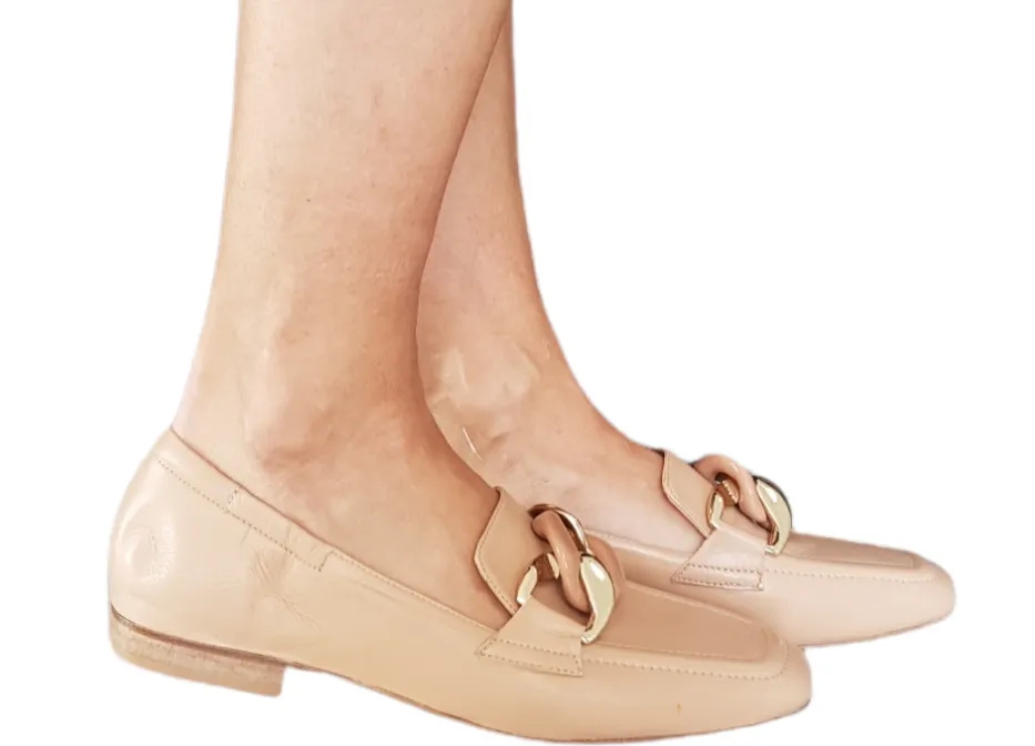 Noa Mocassino nappa  nude accessorio catena oro-nude rif.86