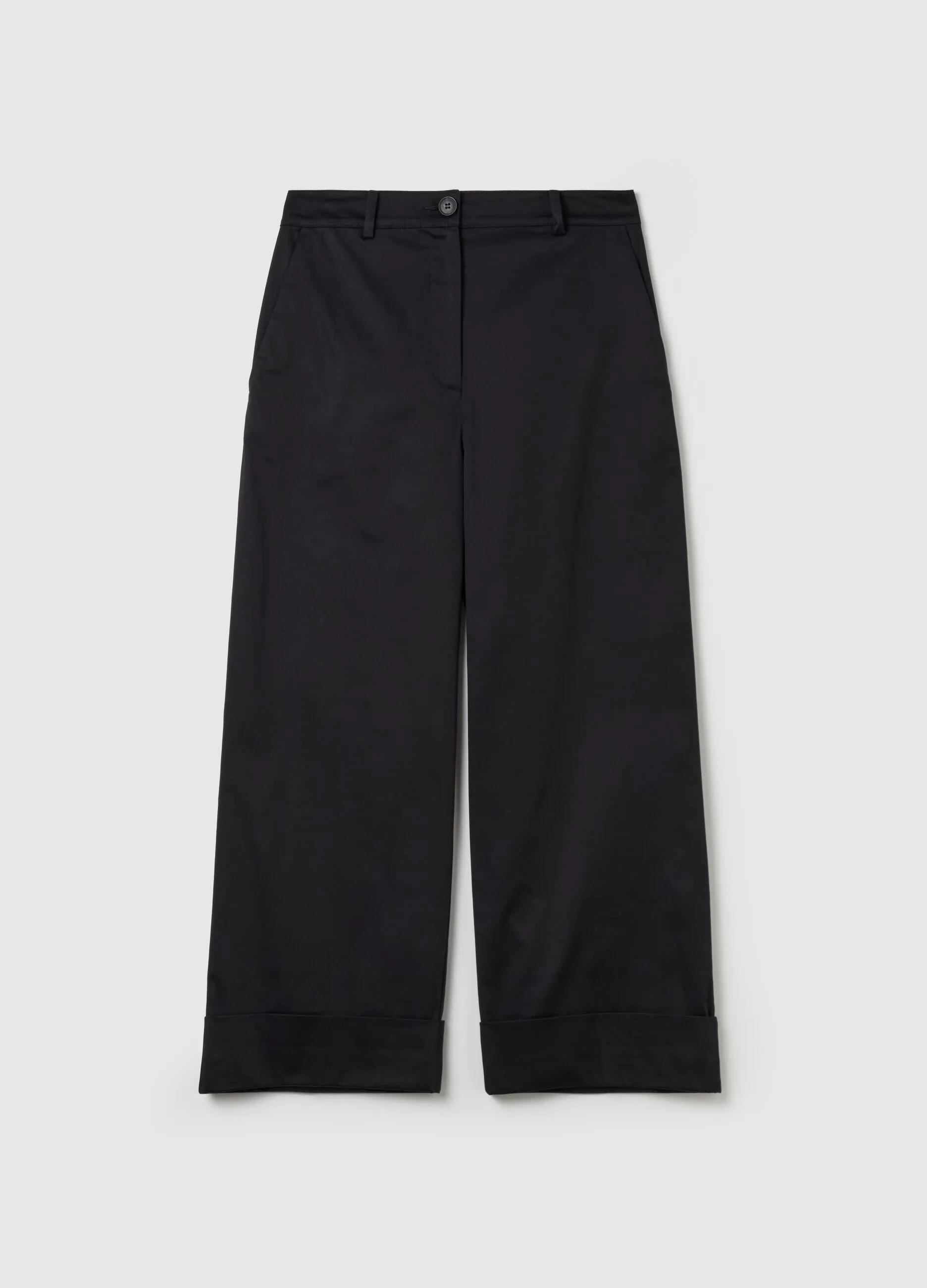 Pantalone a gamba larga con risvolti