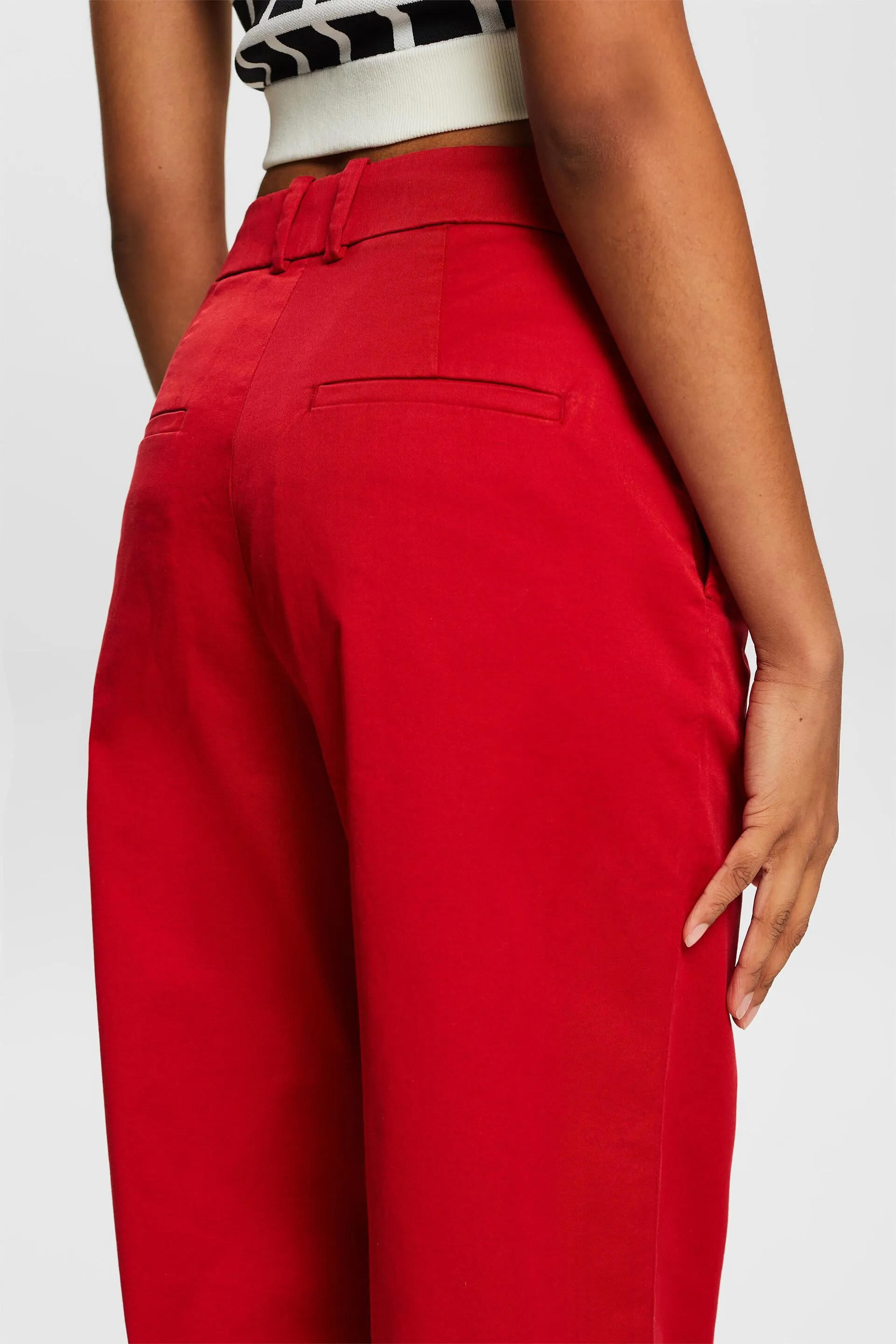 Pantaloni chino a gamba larga
