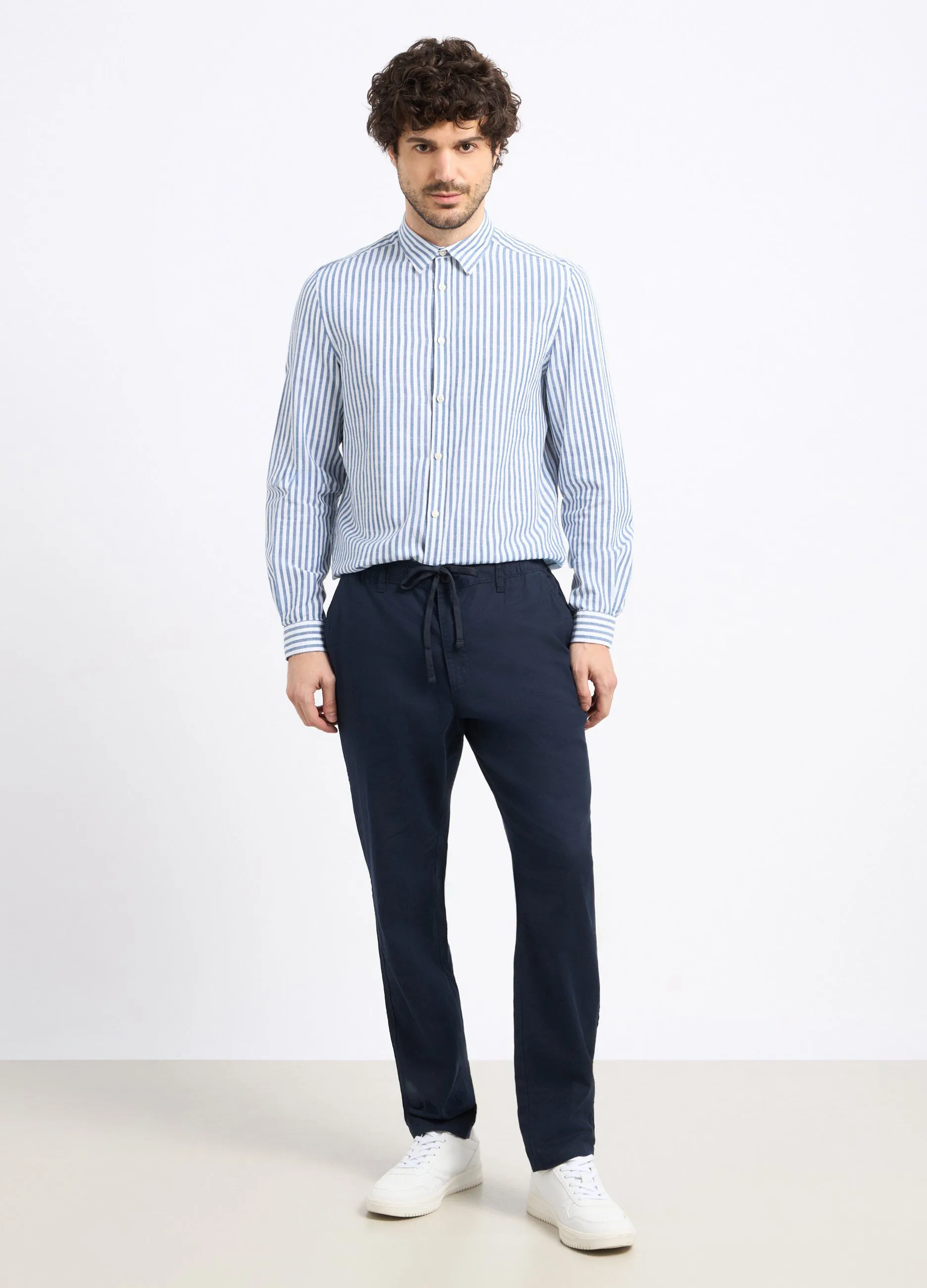 Pantaloni chino in misto lino uomo
