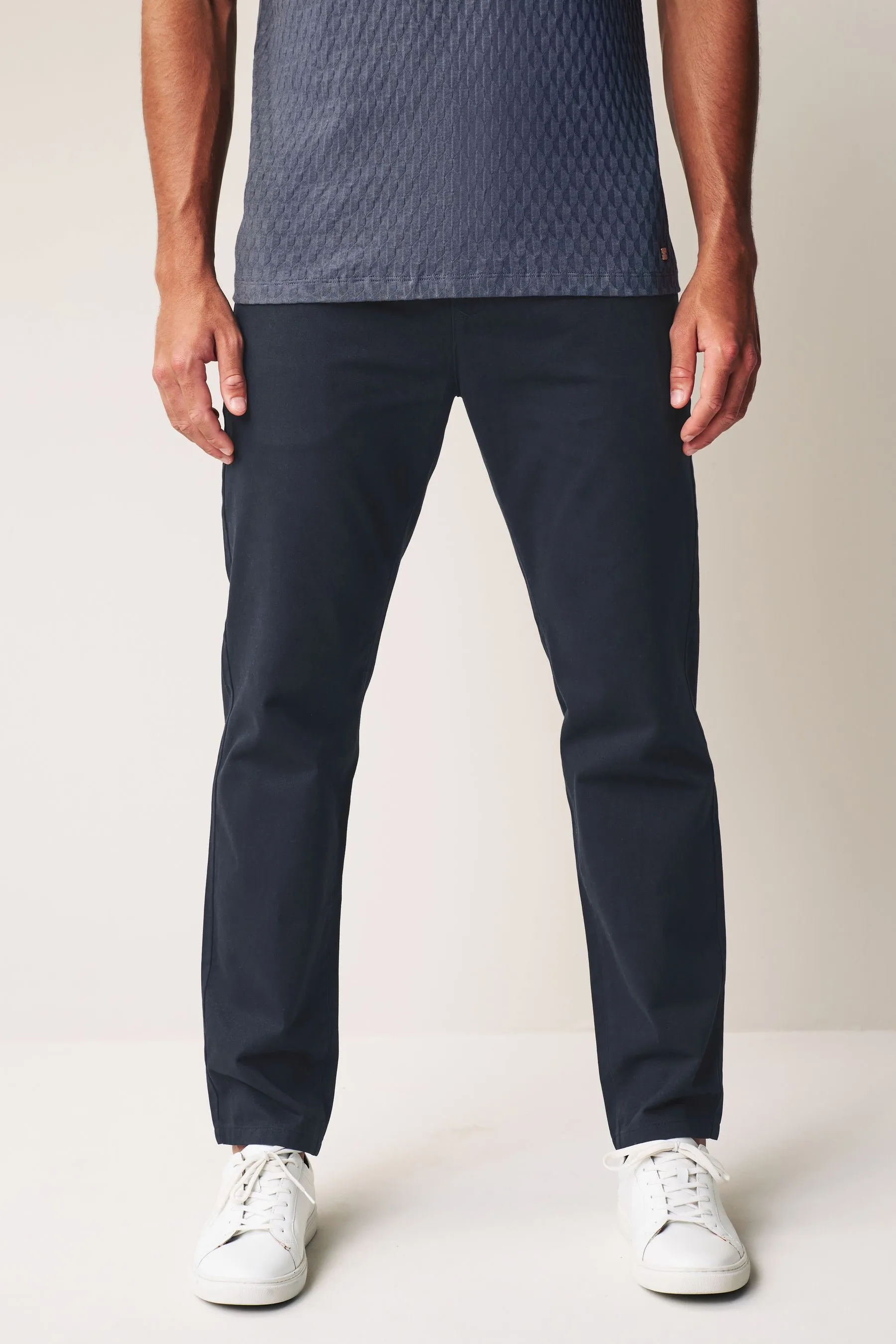 Pantaloni chino vestibilità dritta