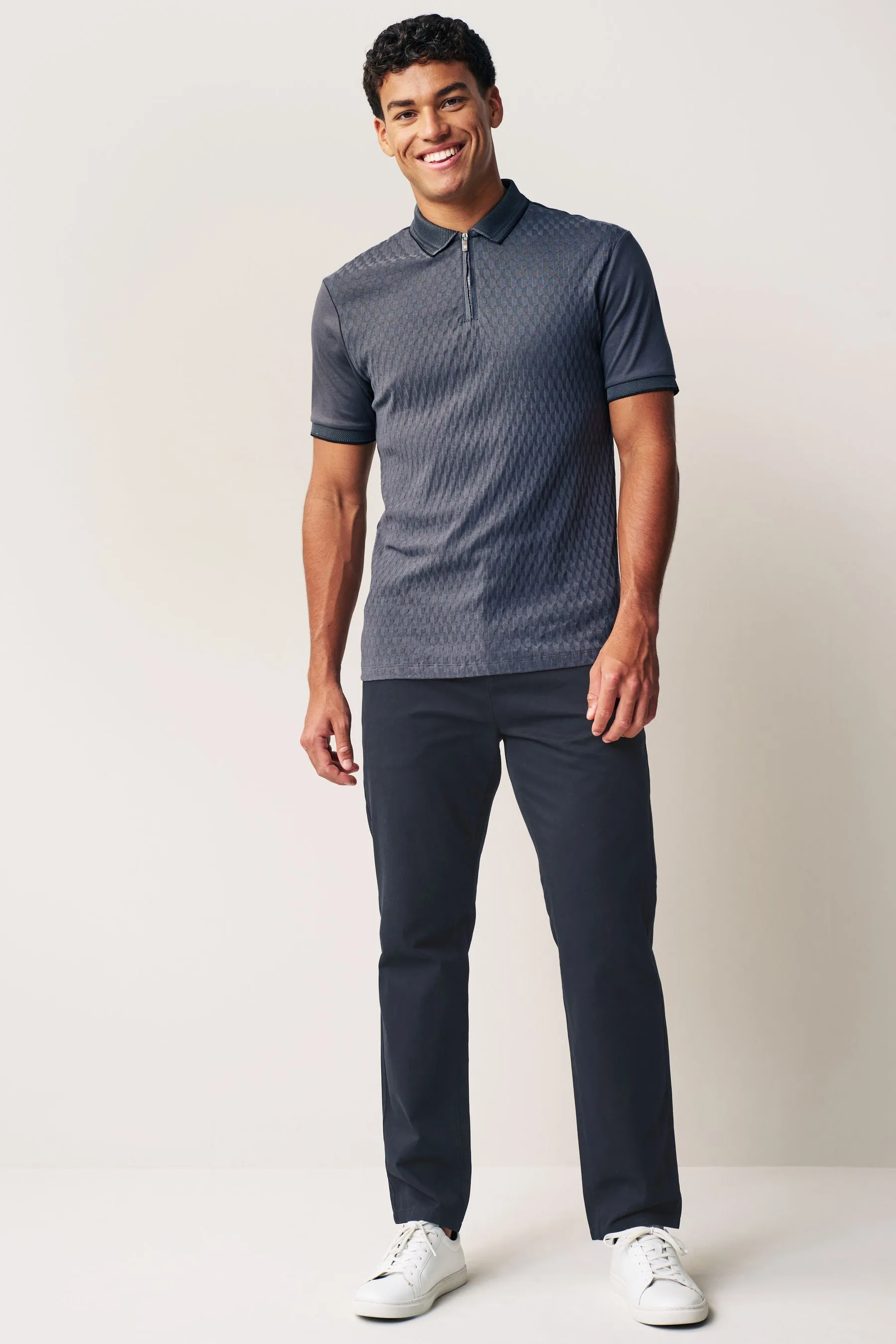 Pantaloni chino vestibilità dritta