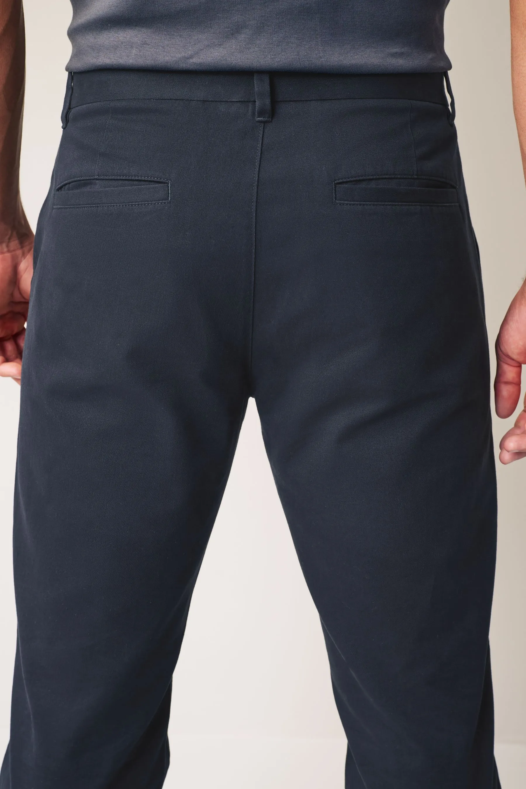 Pantaloni chino vestibilità dritta