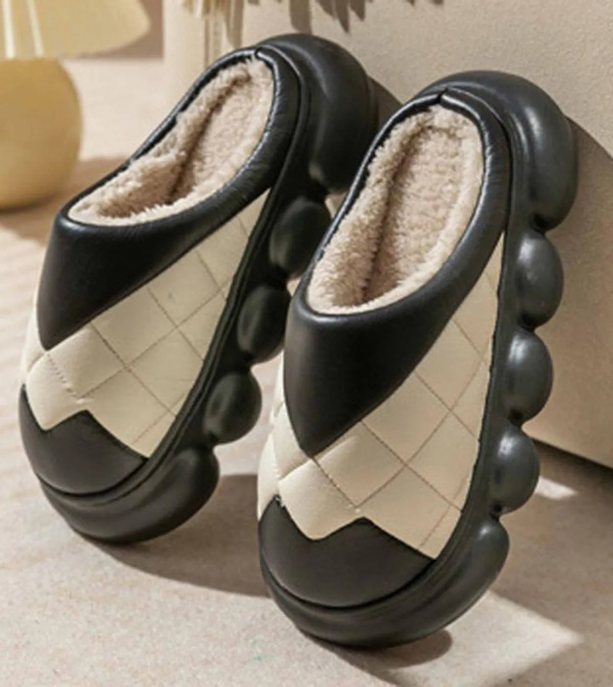 Pantofole con plateau in pelle PU Ciabatte in pelle PU Scarpe in pelle PU Pantofole da donna Pantofole da donna
