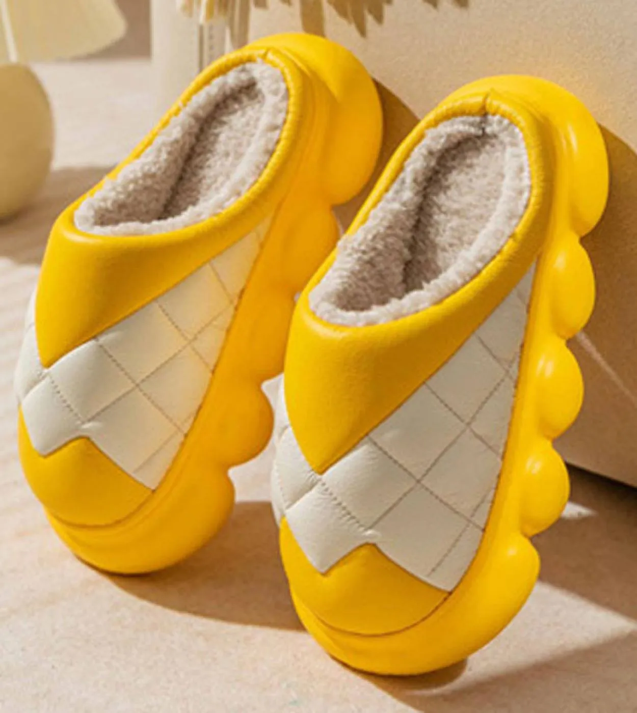 Pantofole con plateau in pelle PU Ciabatte in pelle PU Scarpe in pelle PU Pantofole da donna Pantofole da donna