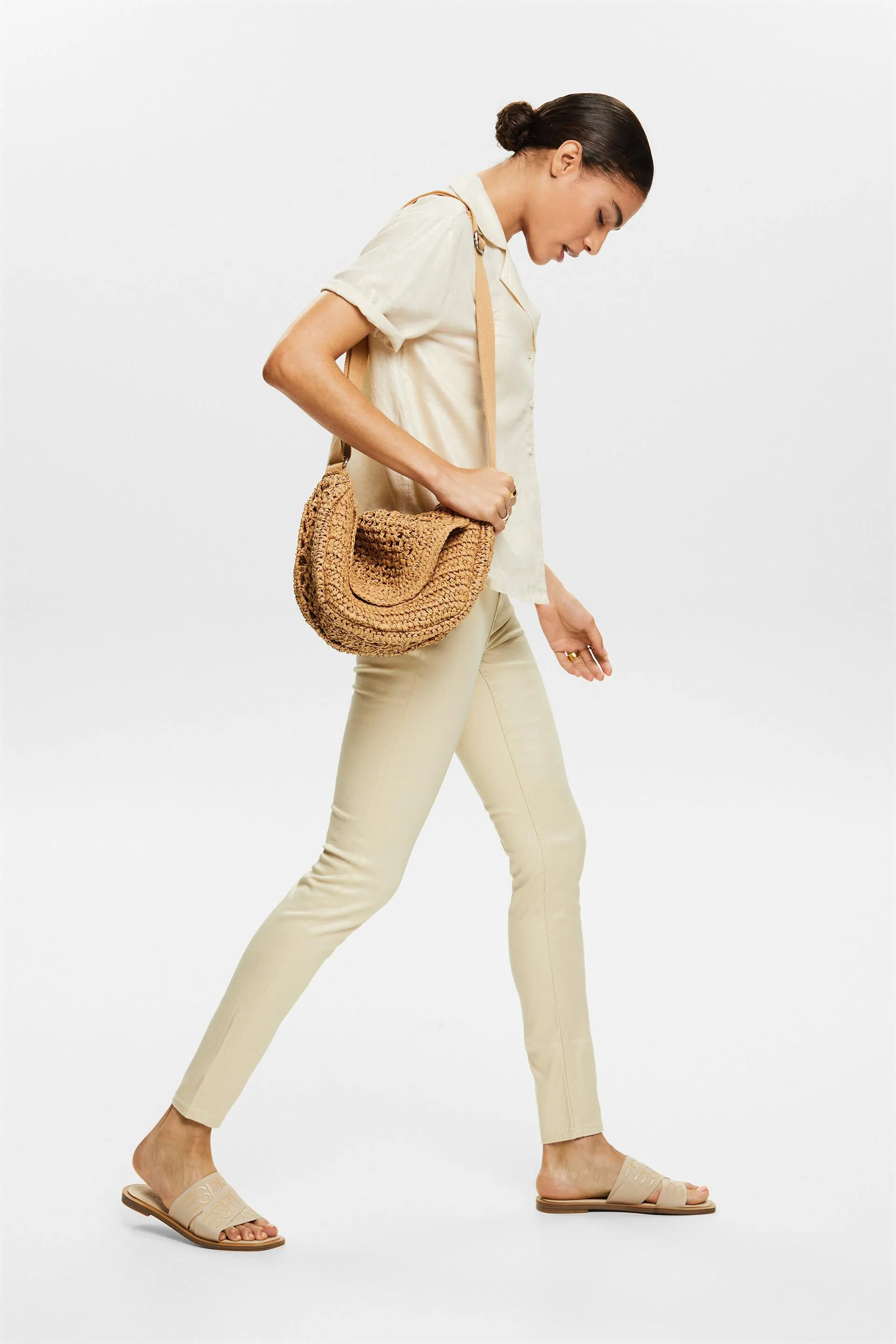 Pants woven
