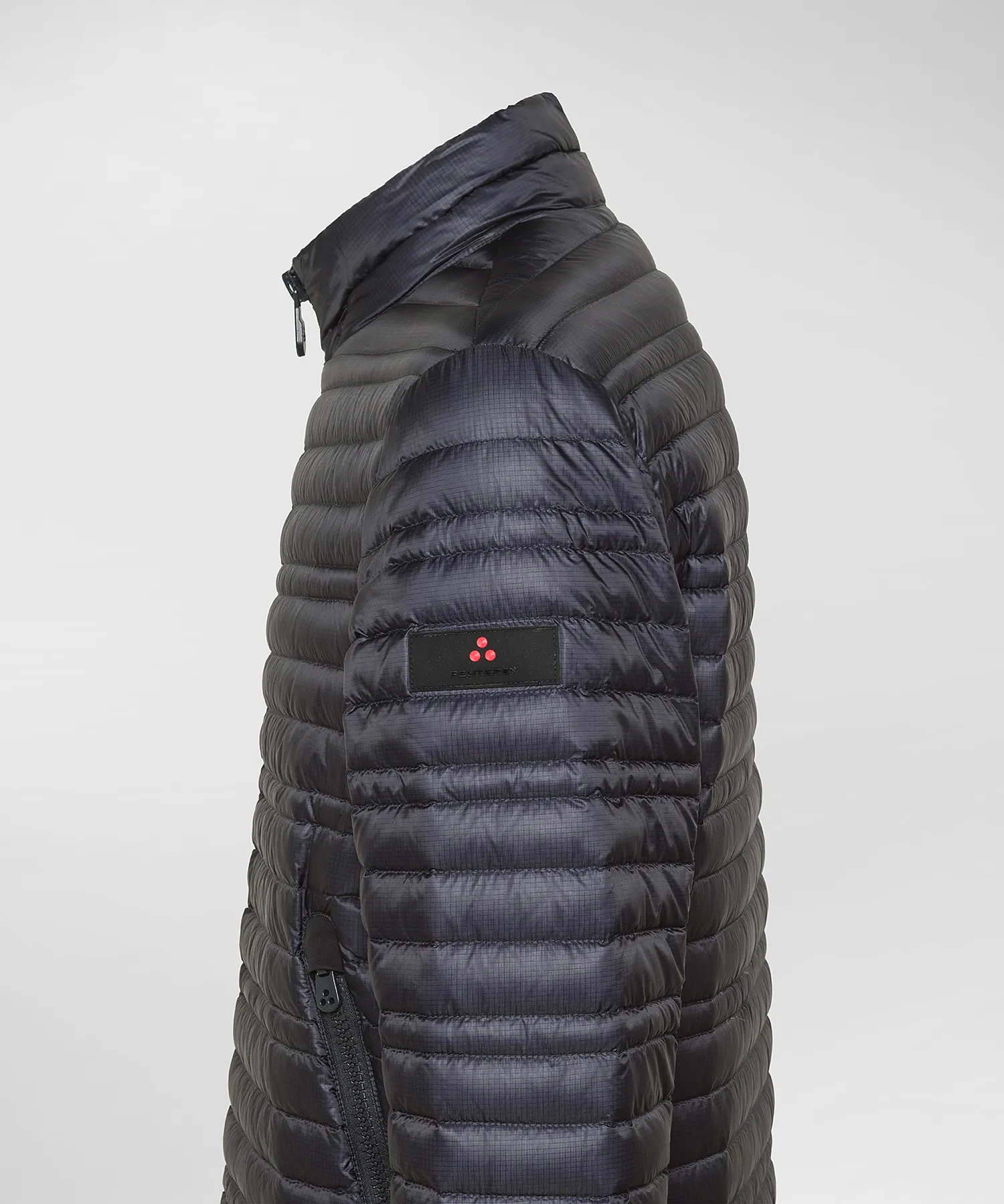 Piumino leggero in nylon ripstop