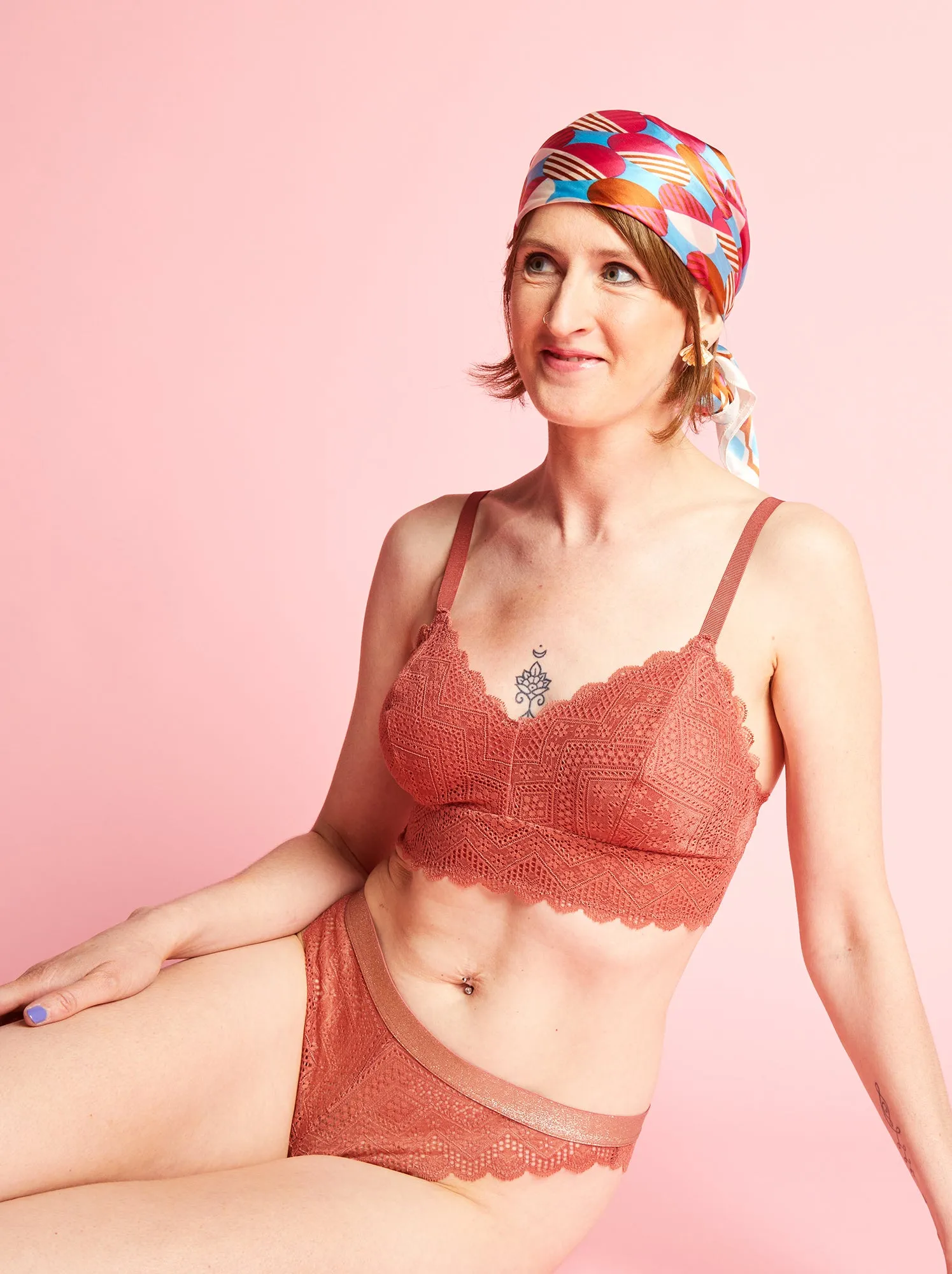 Reggiseno a triangolo postoperatorio - ROSSO
