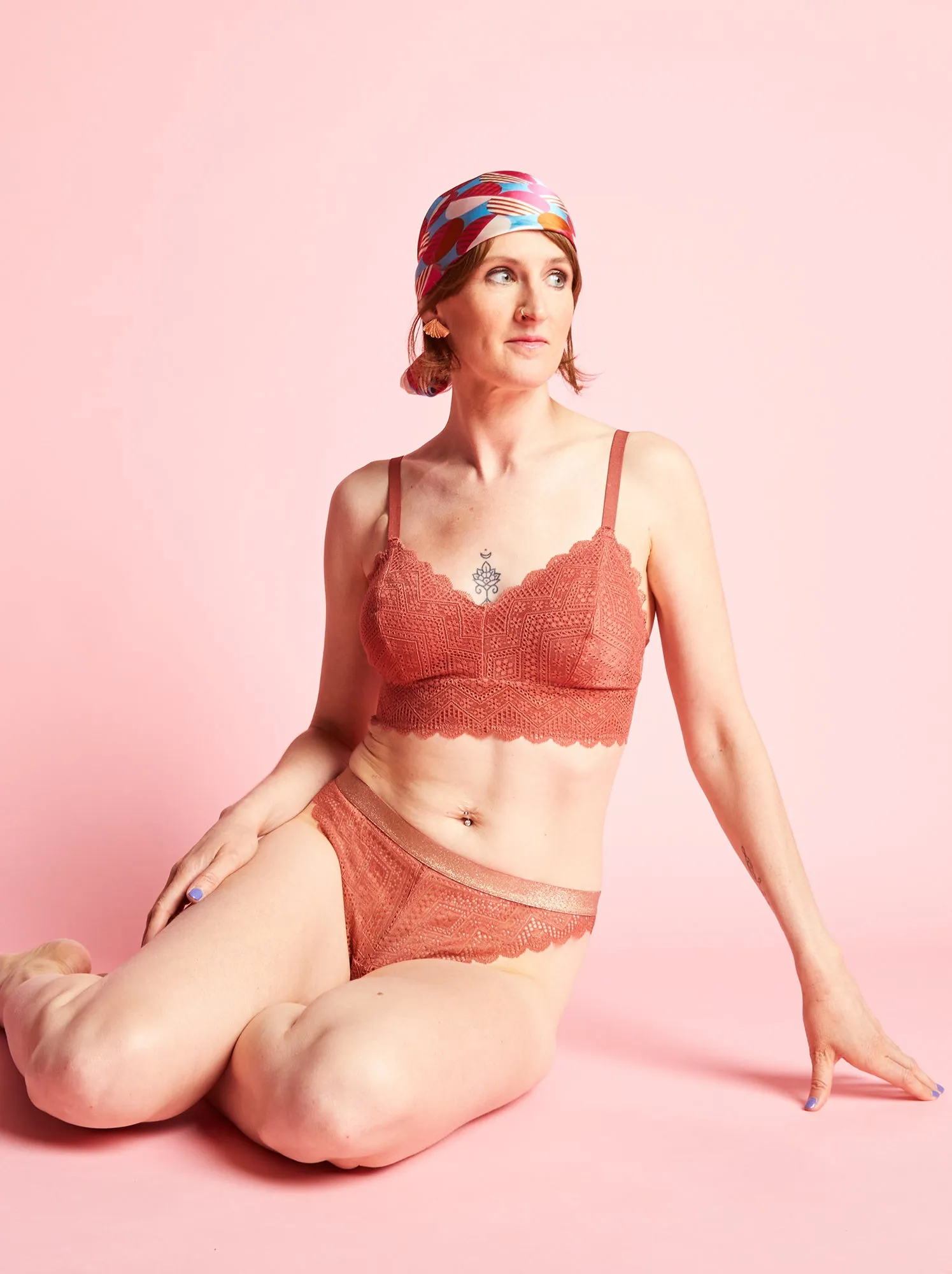 Reggiseno a triangolo postoperatorio - ROSSO