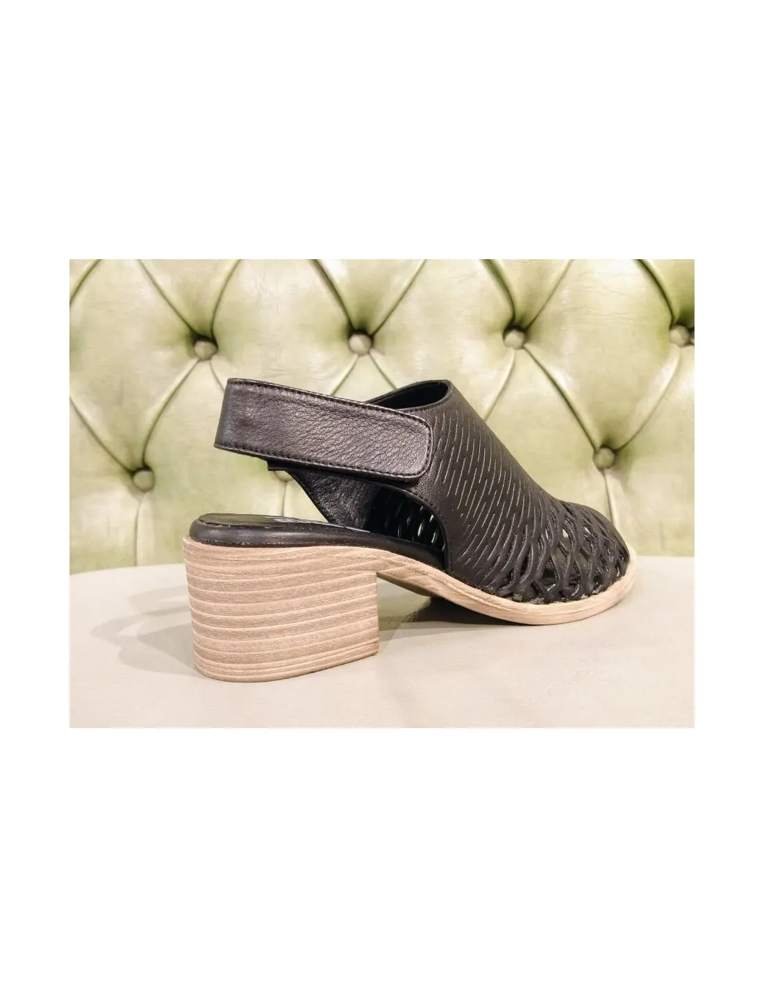 Scarpe spuntate nere