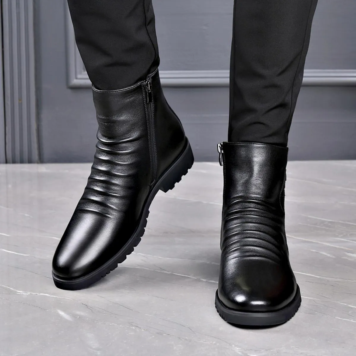 Stivaletti Chelsea da uomo in vera pelle bassi con cerniera in morbida pelle stile business scarpe da indossare in peluche Marti