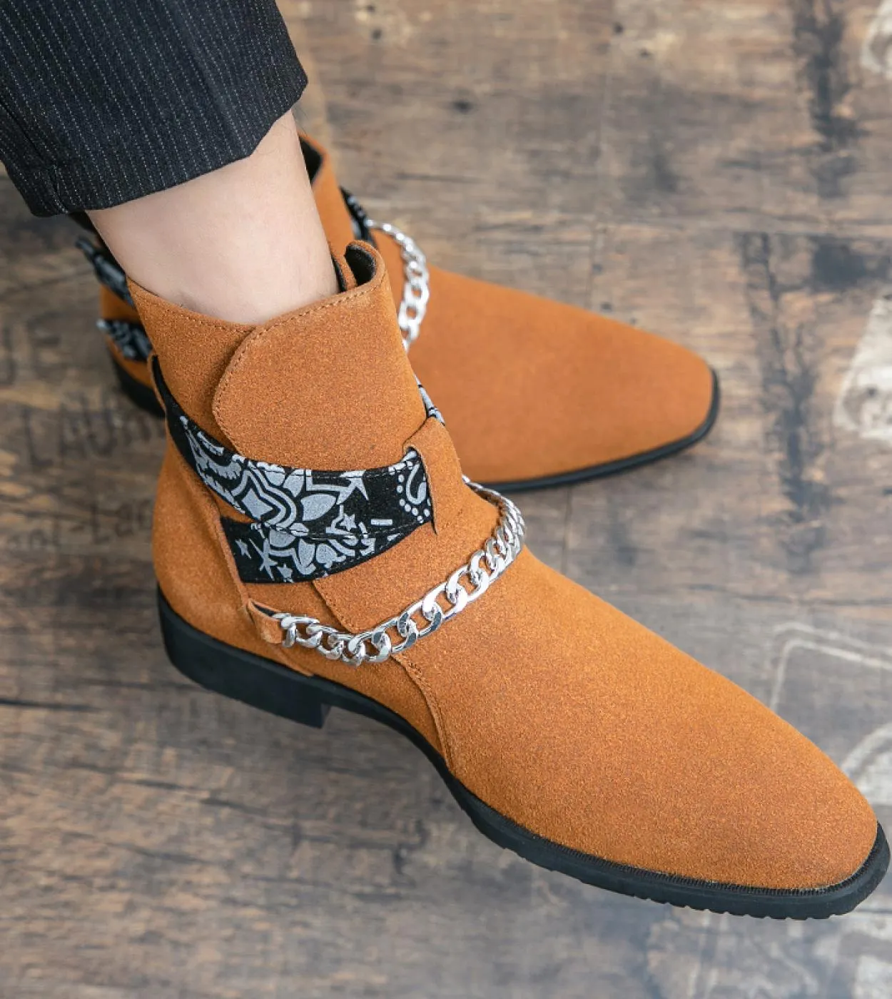 Stivali Chelsea in morbida pelle scamosciata da uomo di marca di lusso Stivaletti stile finto spesso Stivali invernali da uomo c