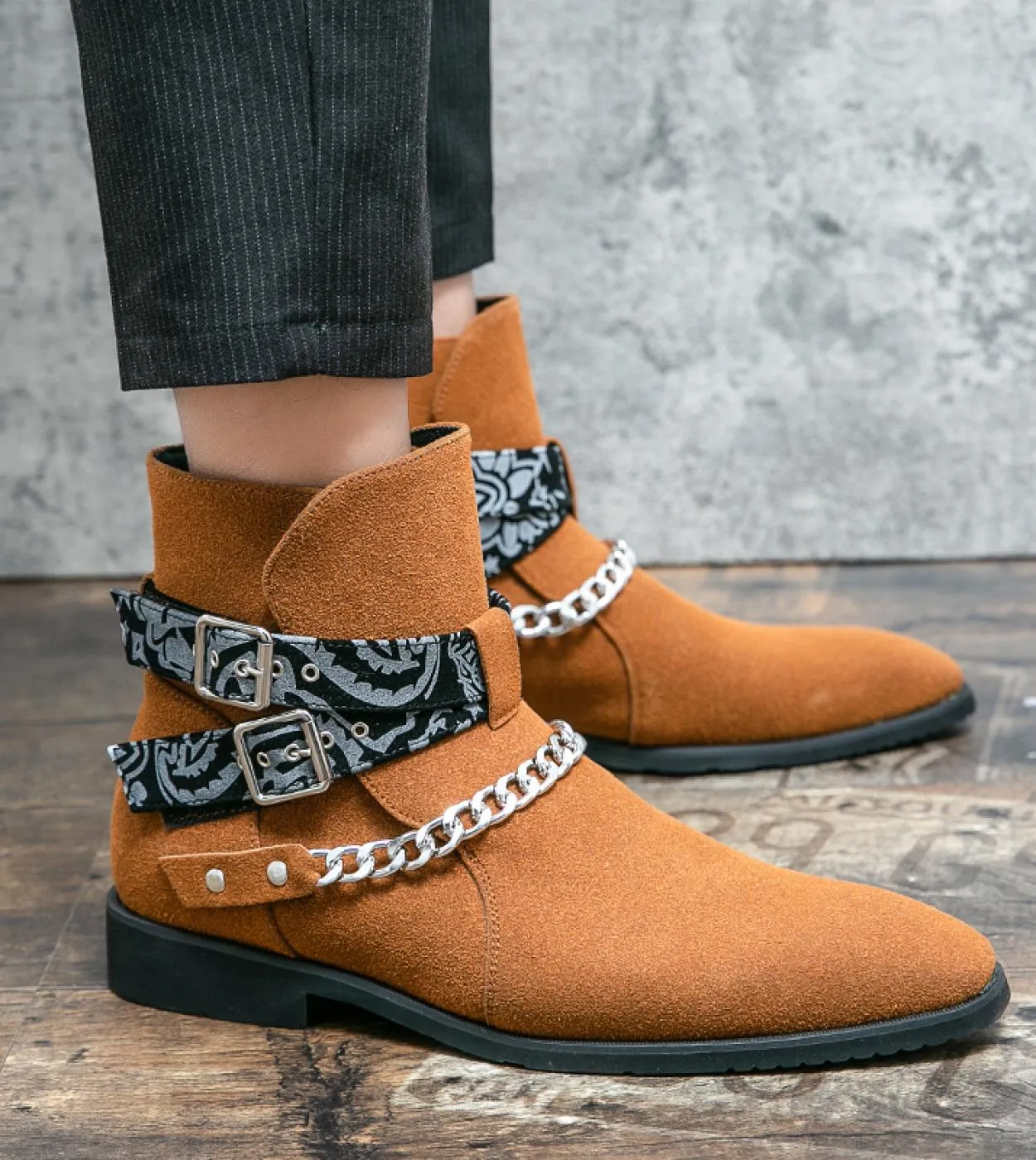 Stivali Chelsea in morbida pelle scamosciata da uomo di marca di lusso Stivaletti stile finto spesso Stivali invernali da uomo c