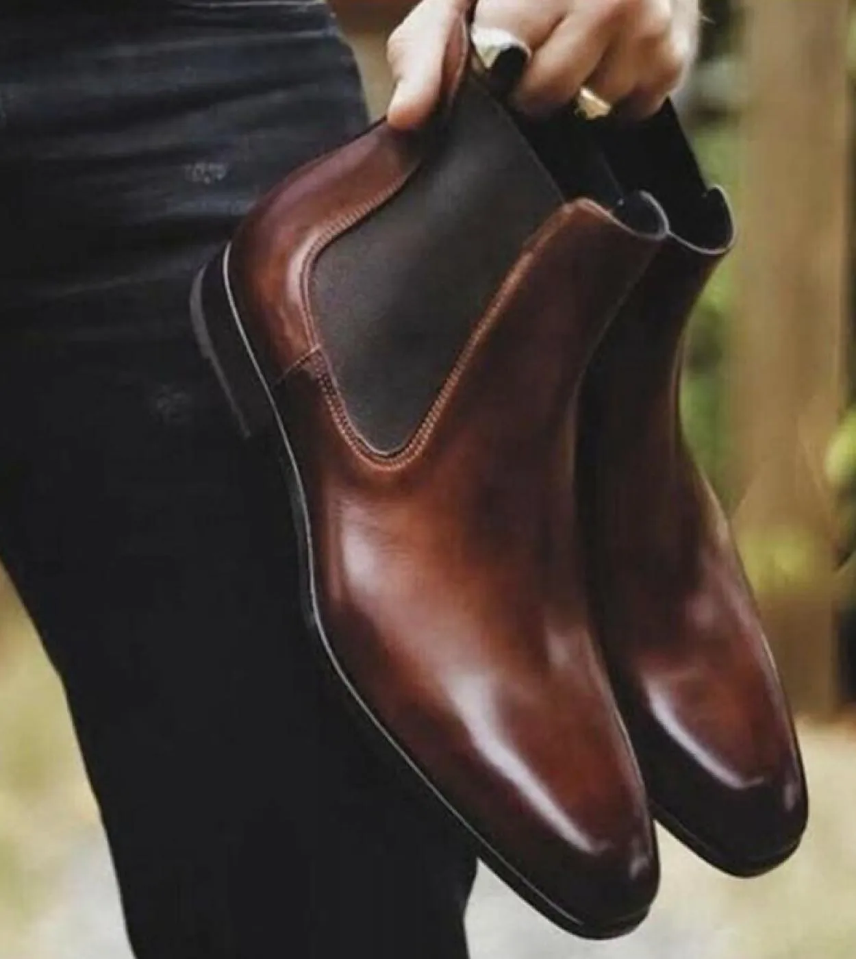 Stivali Chelsea in pelle marrone Stivali Chelsea marroni da uomo Outfit Uomo marrone