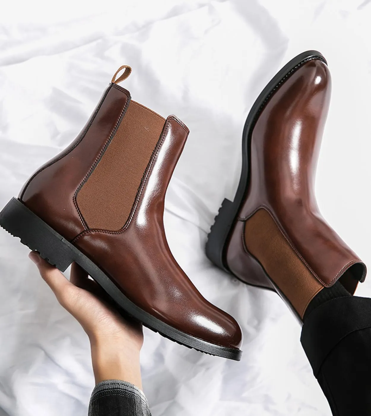 Stivali Chelsea in pelle marrone Stivali Chelsea marroni da uomo Outfit Uomo marrone
