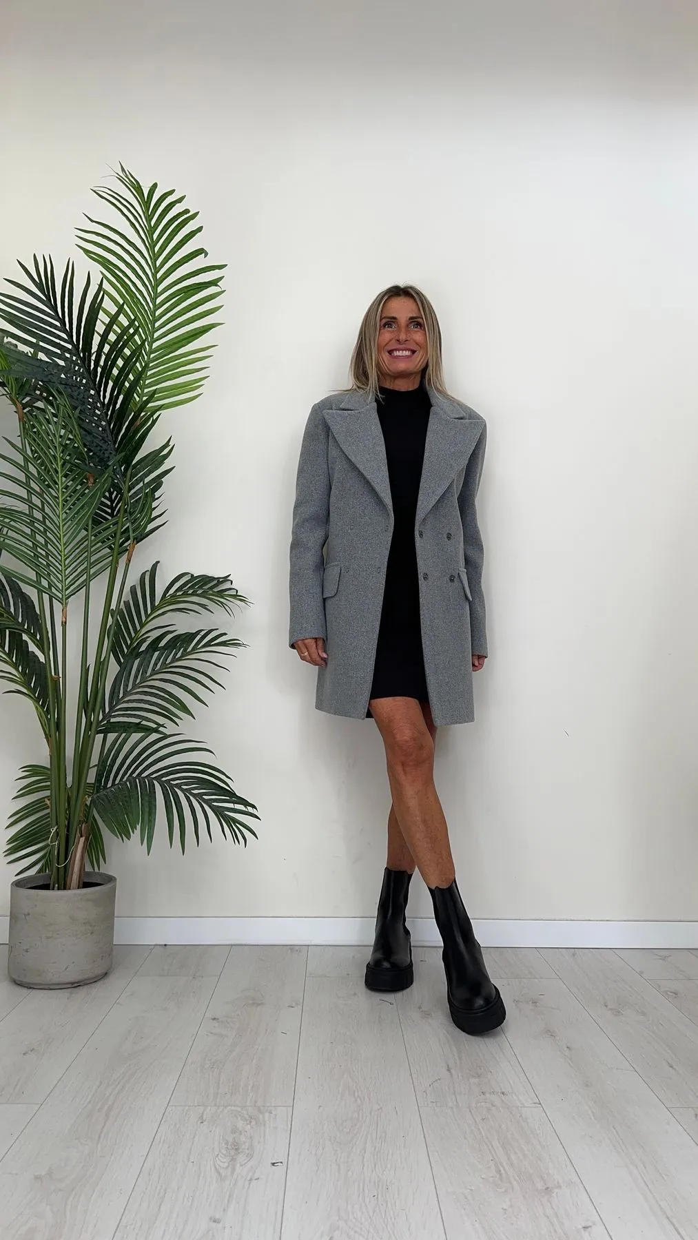 SUSYMIX - PP73T532 - CAPPOTTO DOPPIOPETTO IN PANNO CON BOTTONI A PRESSIONE