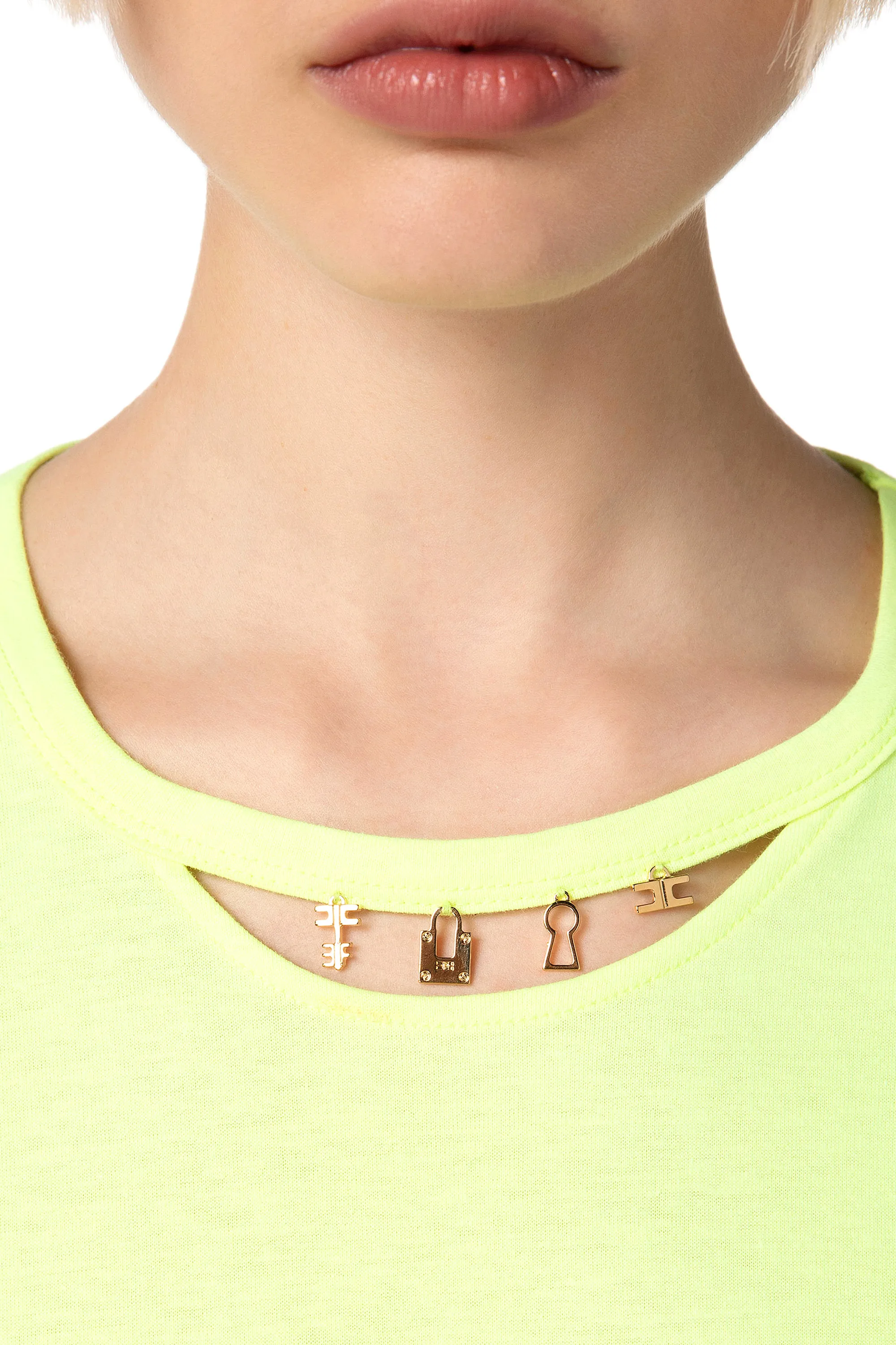 T-shirt in cotone con cut-out