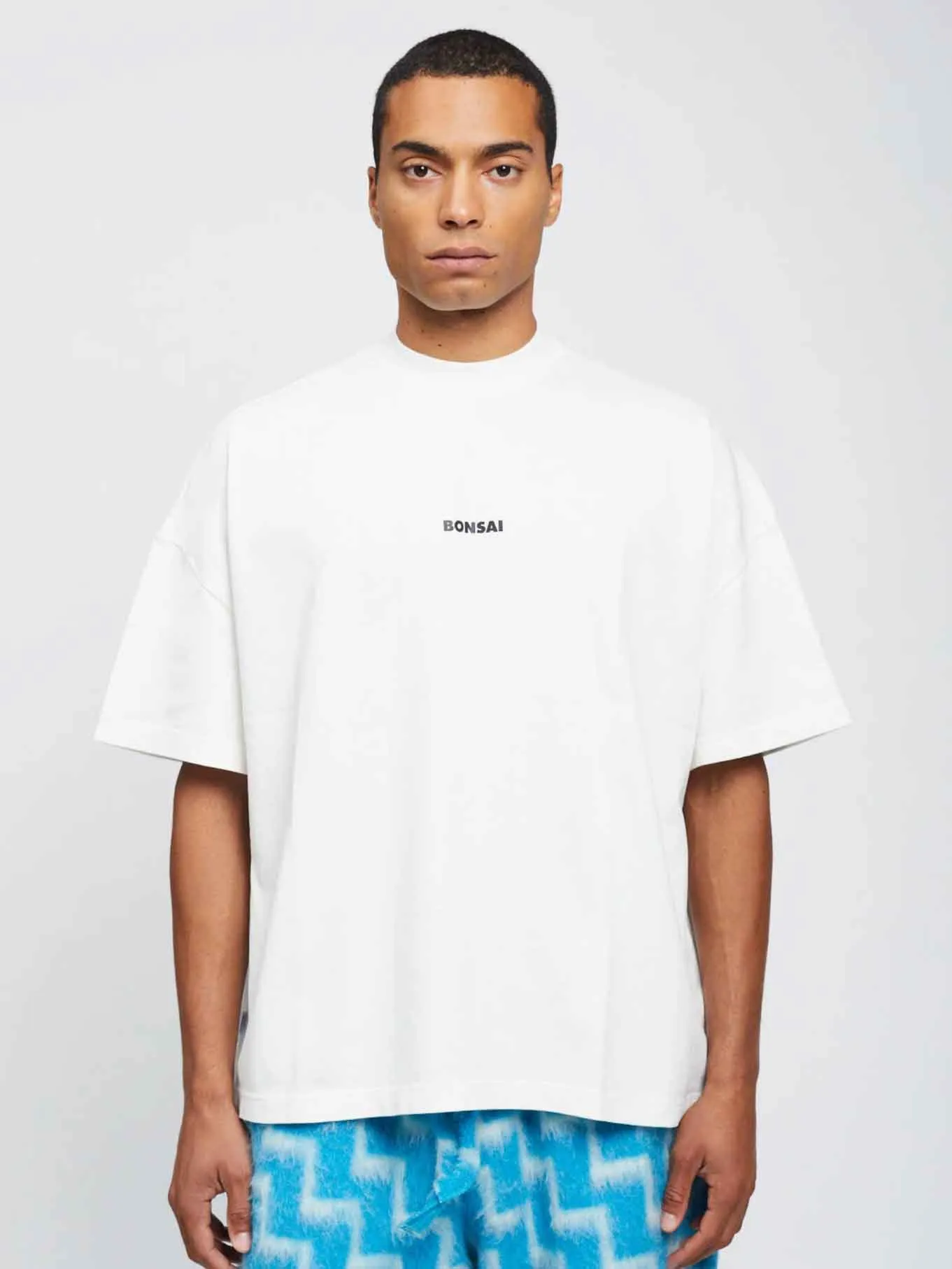 T-shirt logo