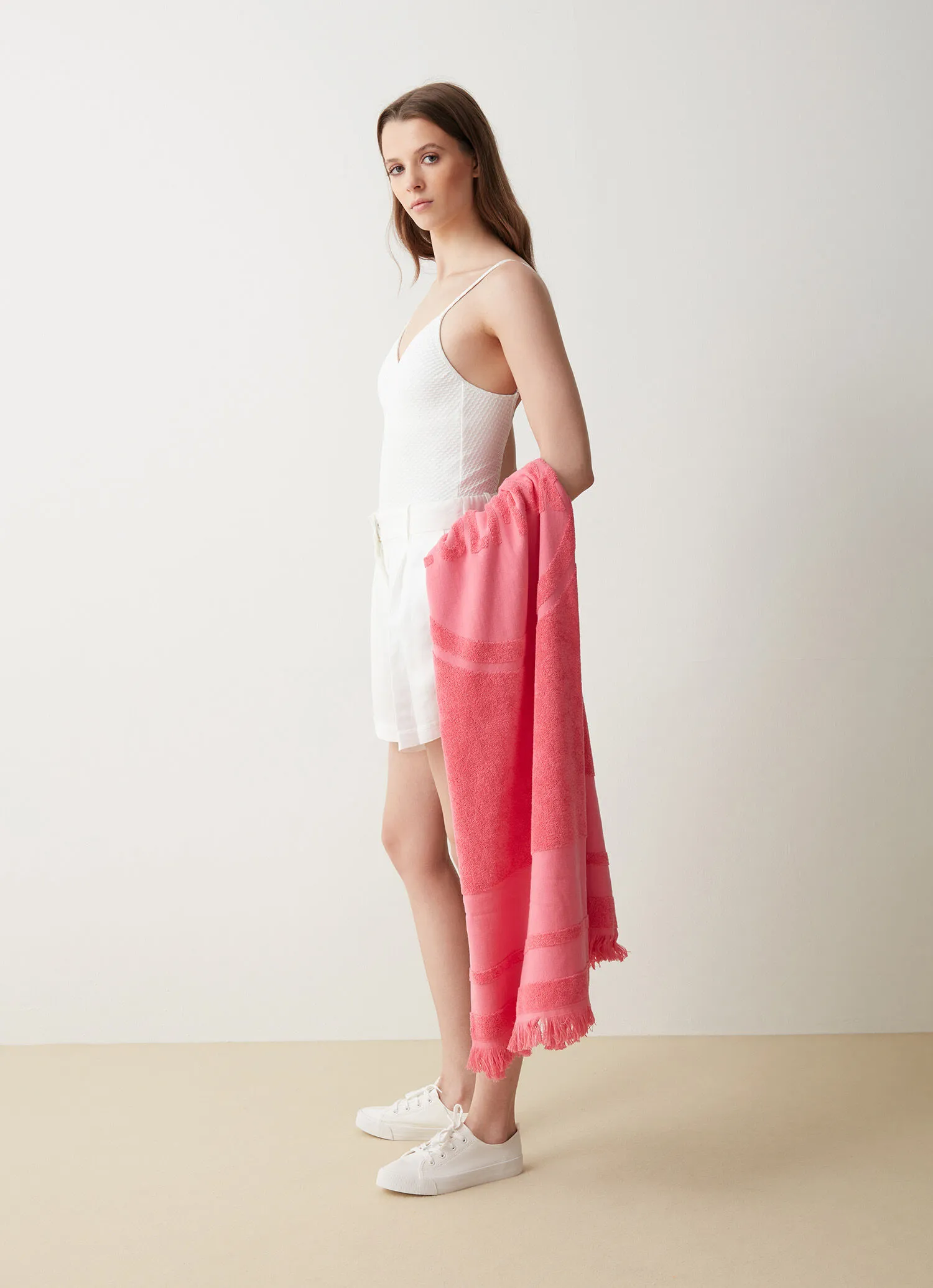 Terry towel with fringing