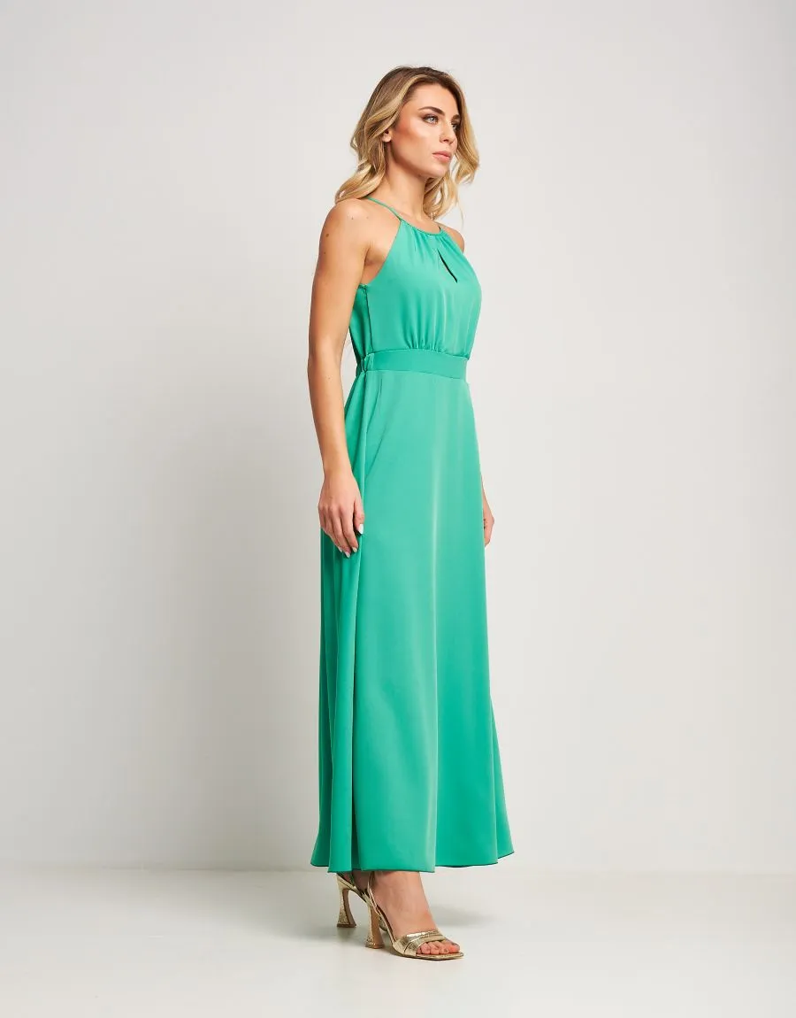 Vestito con scollo e drappeggio