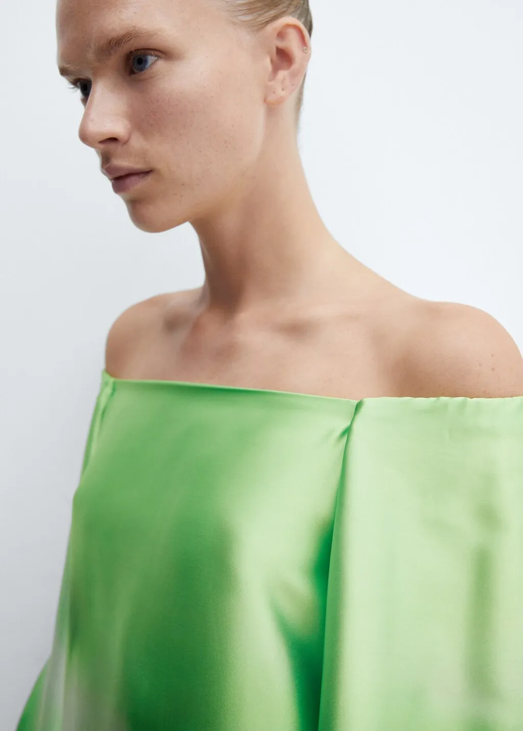 Vestito sfumato off-shoulder