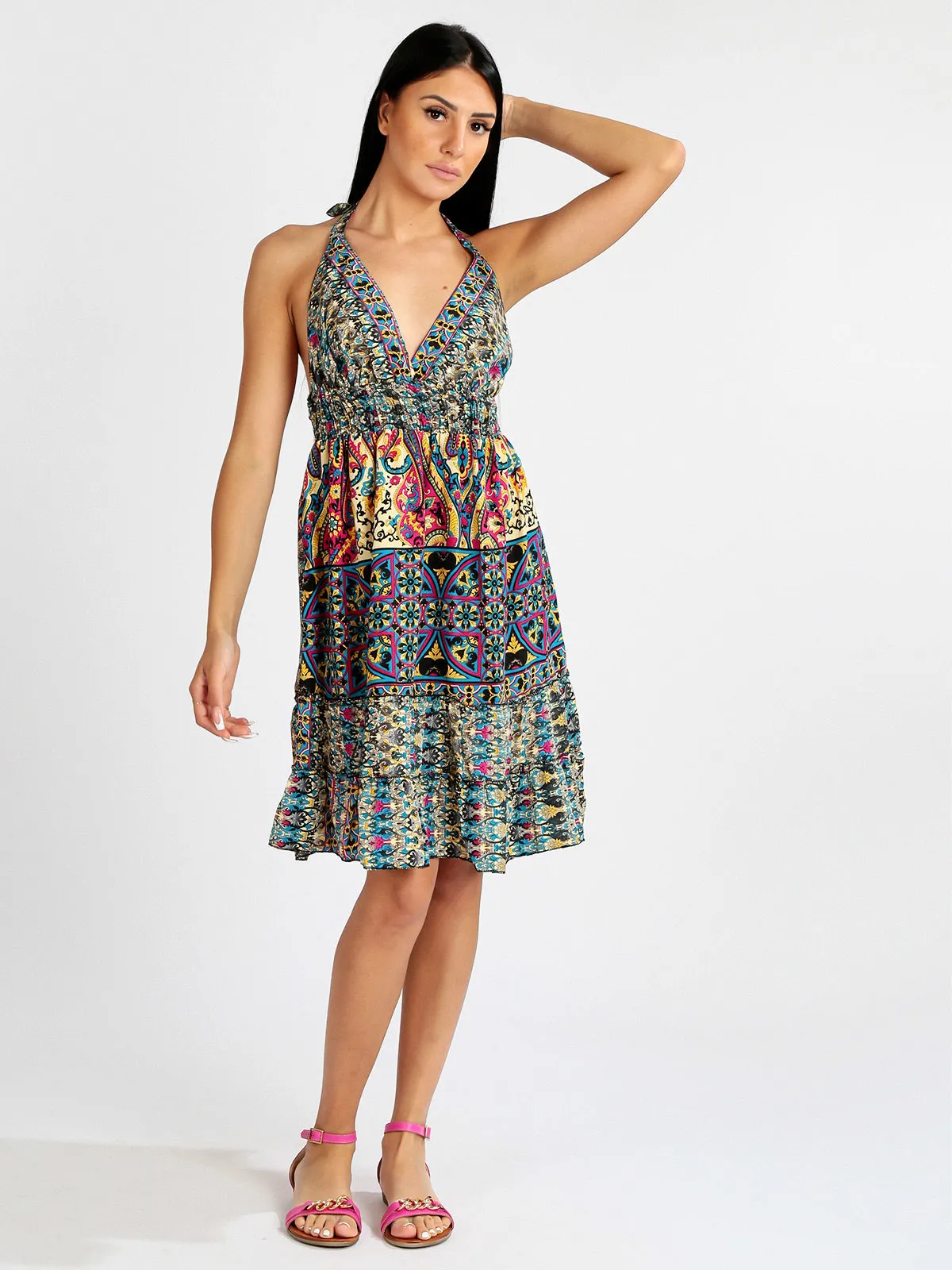 Vintage Girl Hochgeschlossenes Damenkleid aus Seide