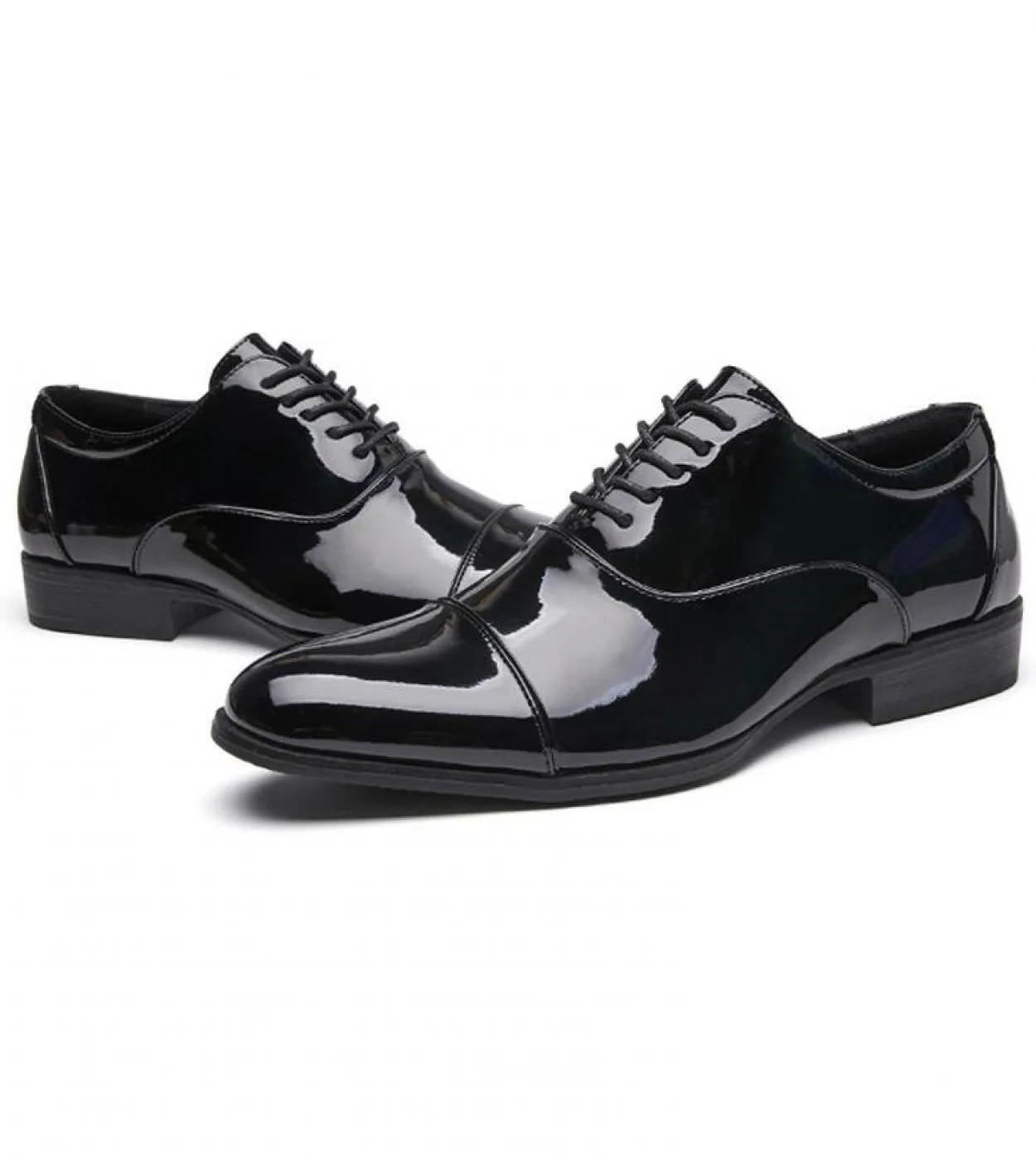 White Man Wed Shoe Patent Leather Men Leather Business Oxford Scarpe da sposa maschili lucide